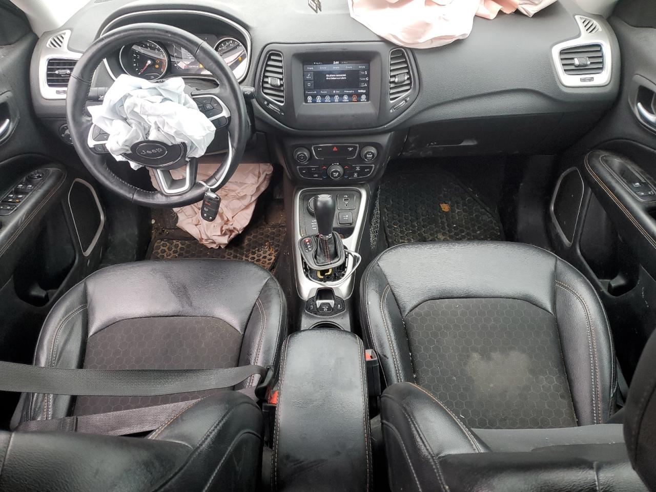 2019 Jeep Compass - Image 8
