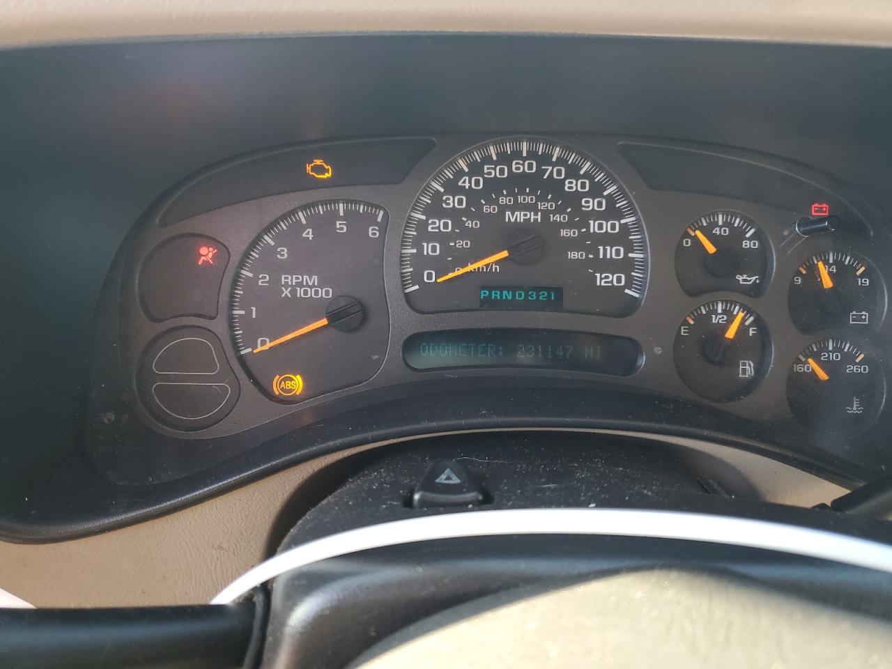2004 Chevrolet Tahoe - Image 9