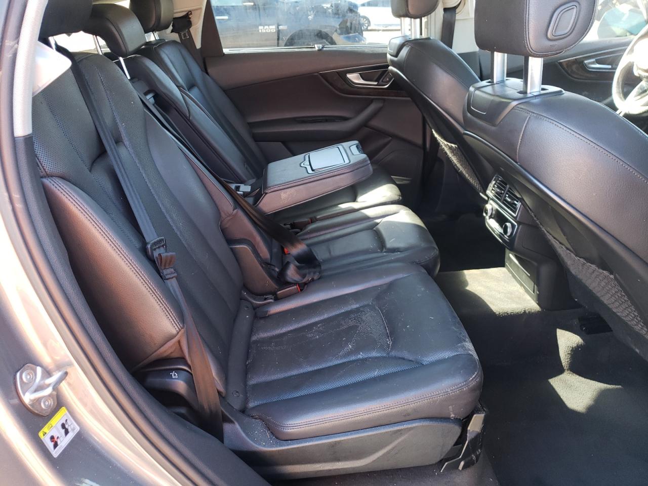 2017 Audi Q7 - Image 11