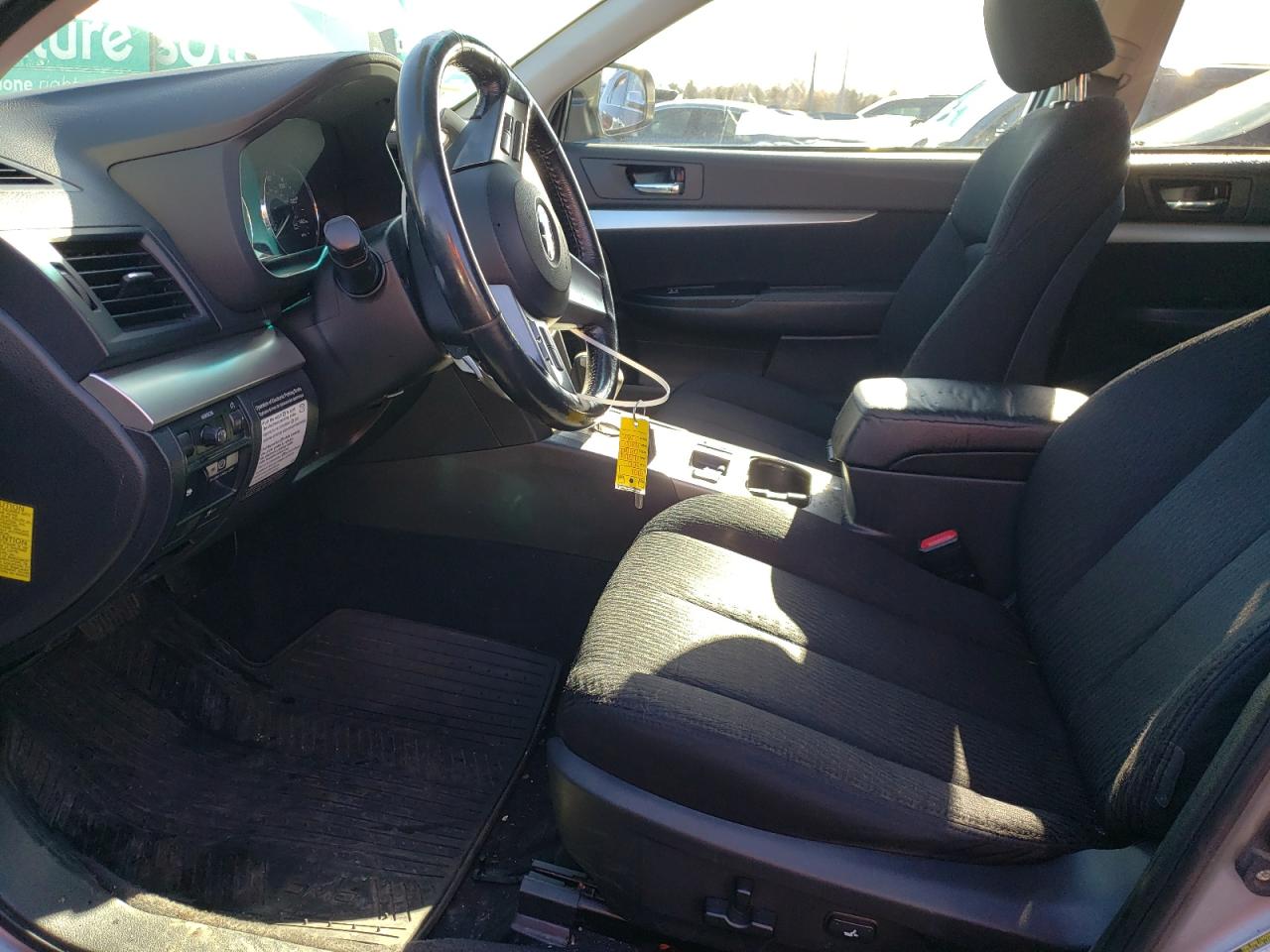 2010 Subaru Outback - Image 7