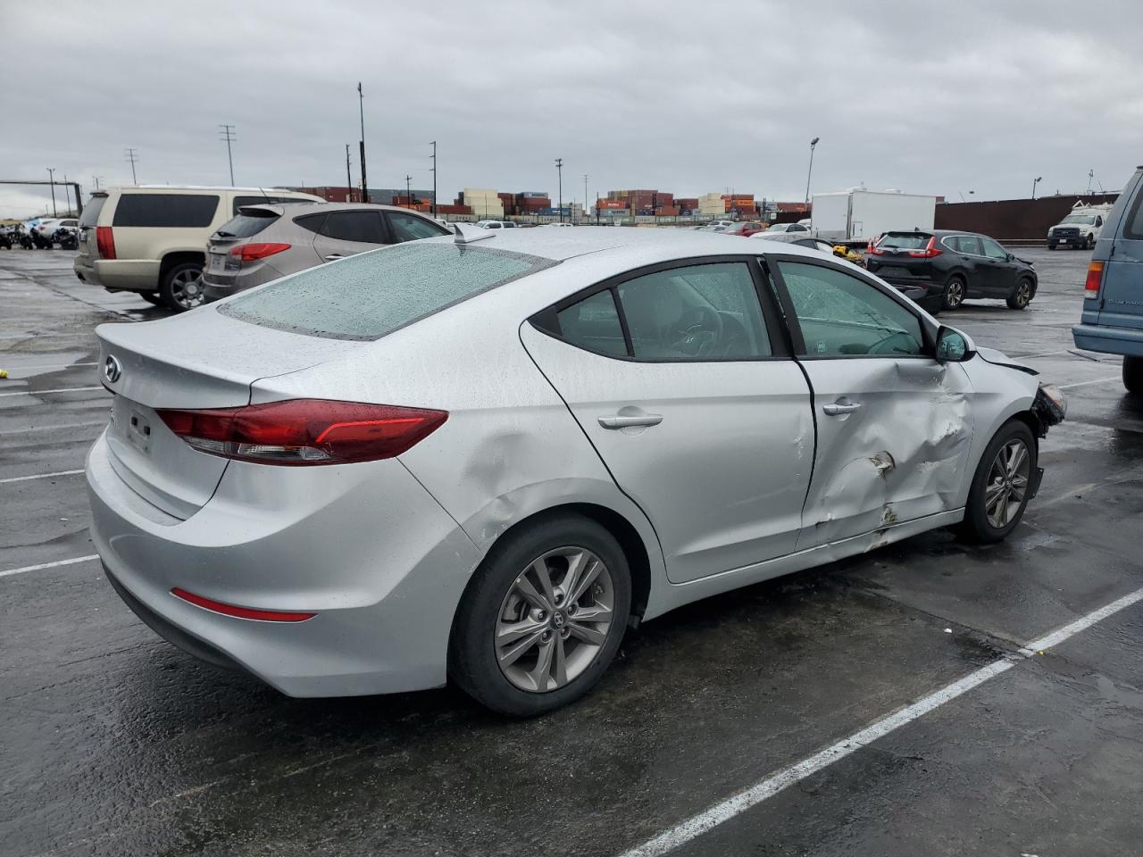 2018 Hyundai Elantra - Image 3