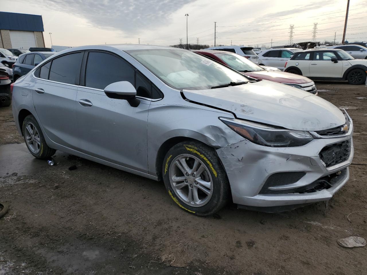 2017 Chevrolet Cruze - Image 4