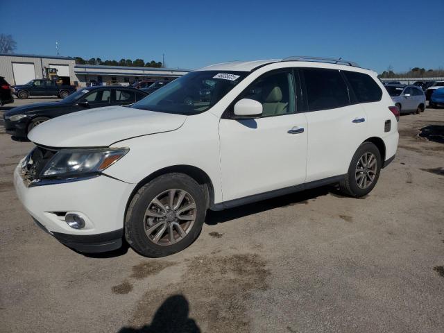 2016 Nissan Pathfinder S  
