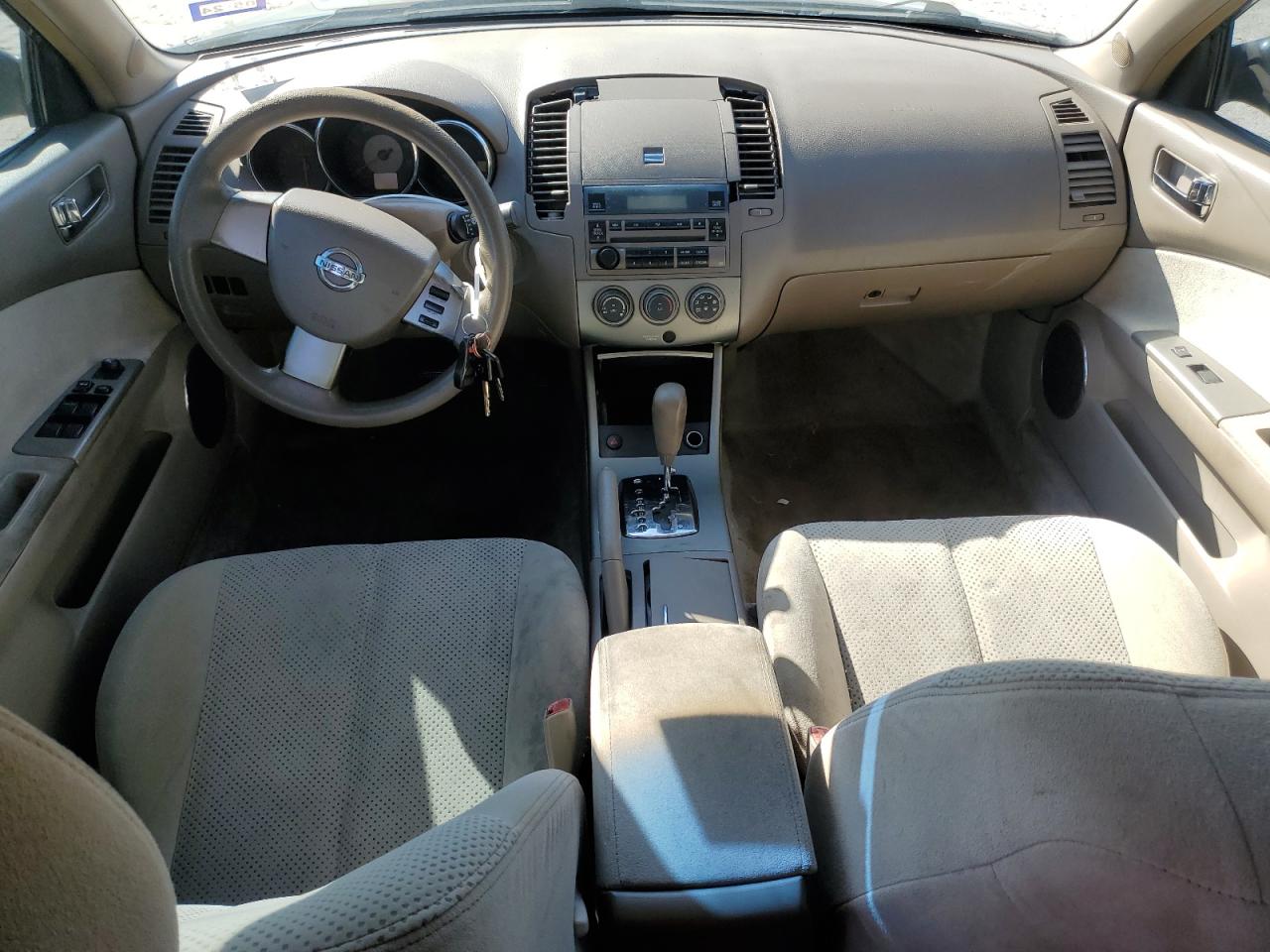 2005 Nissan Altima - Image 8