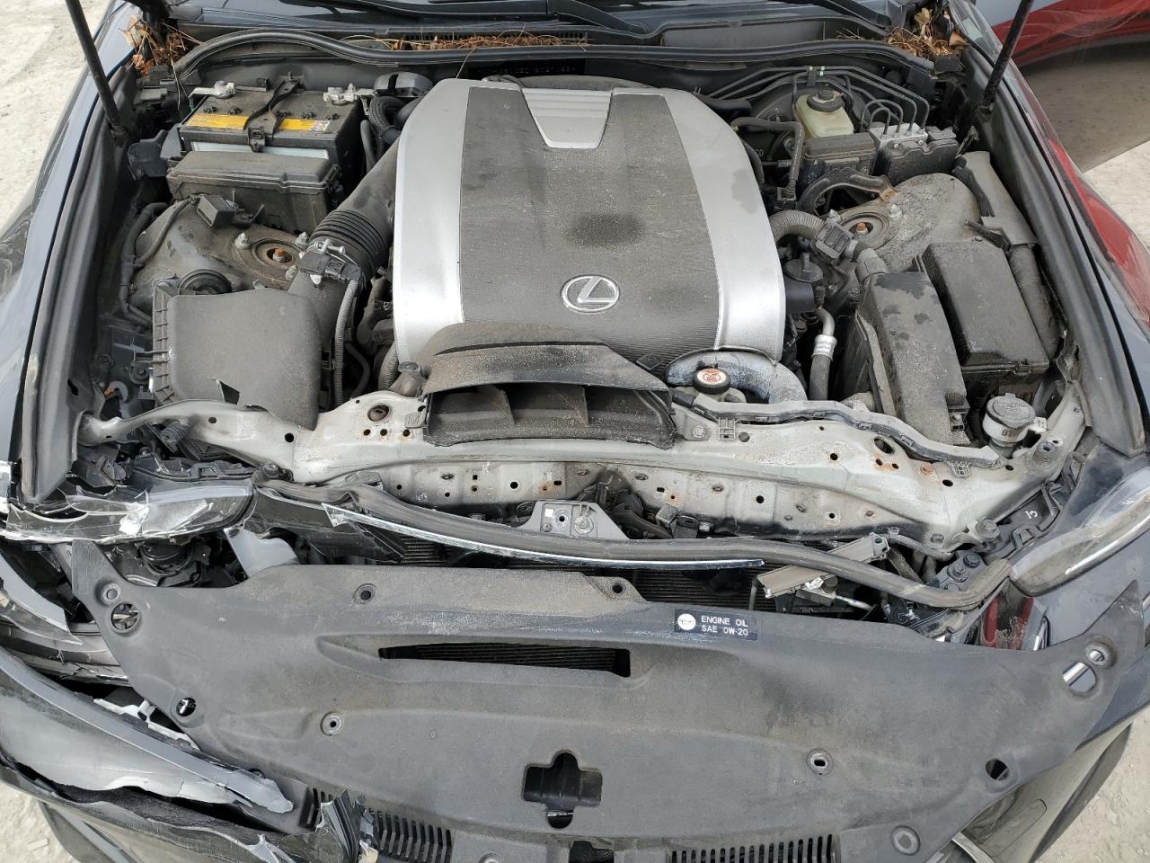 2018 Lexus IS - Image 11
