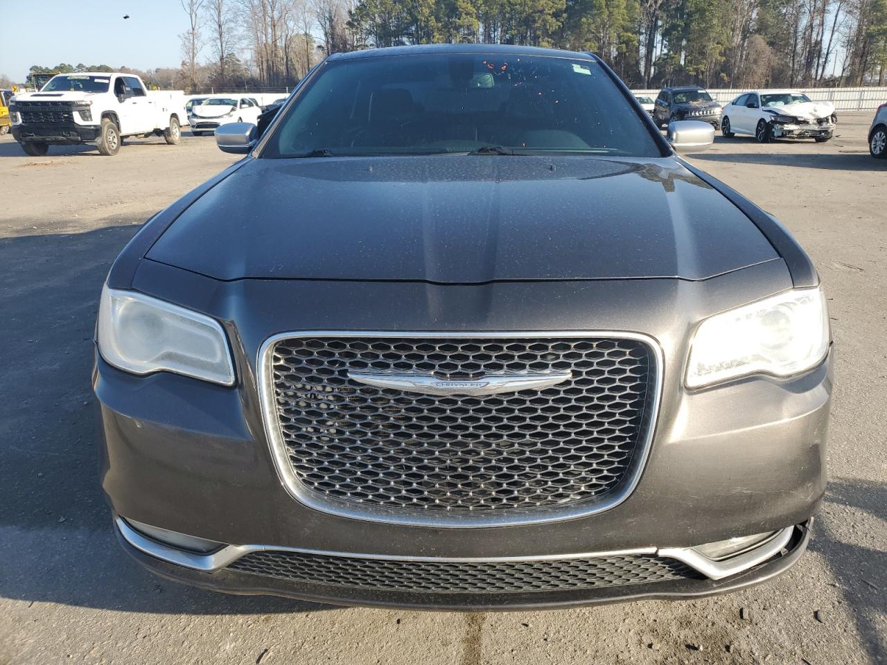 2017 Chrysler 300 - Image 5