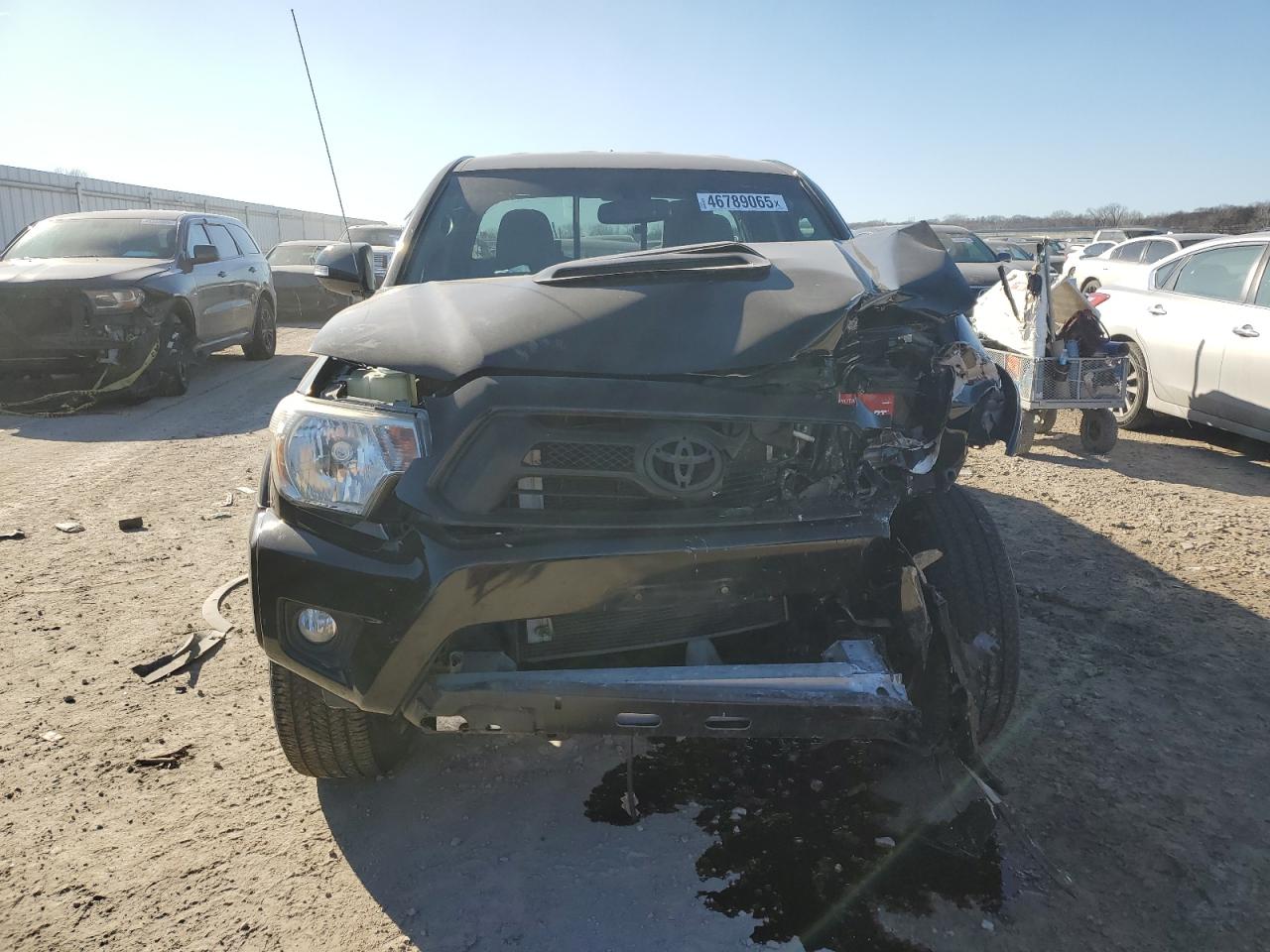 2012 Toyota Tacoma - Image 5