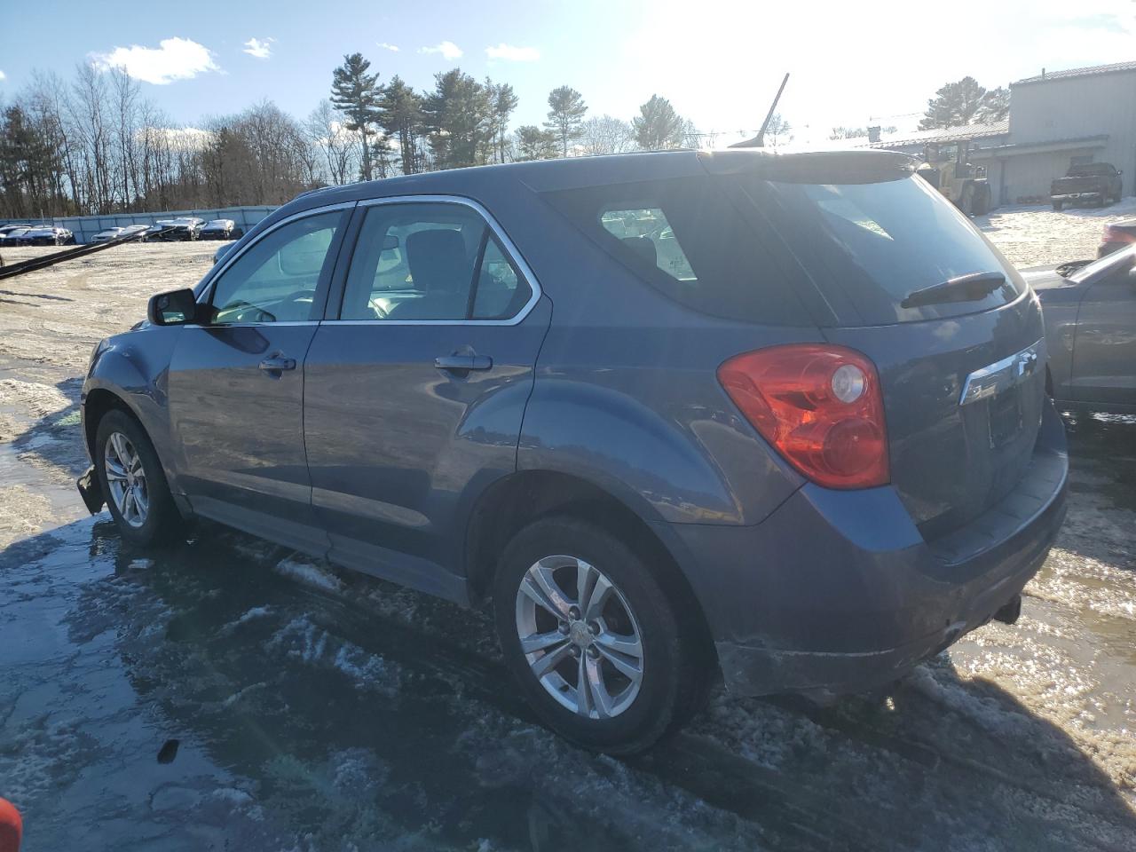 2013 Chevrolet Equinox - Image 2