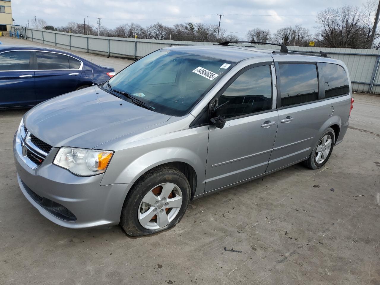2016 Dodge Caravan - Image 1