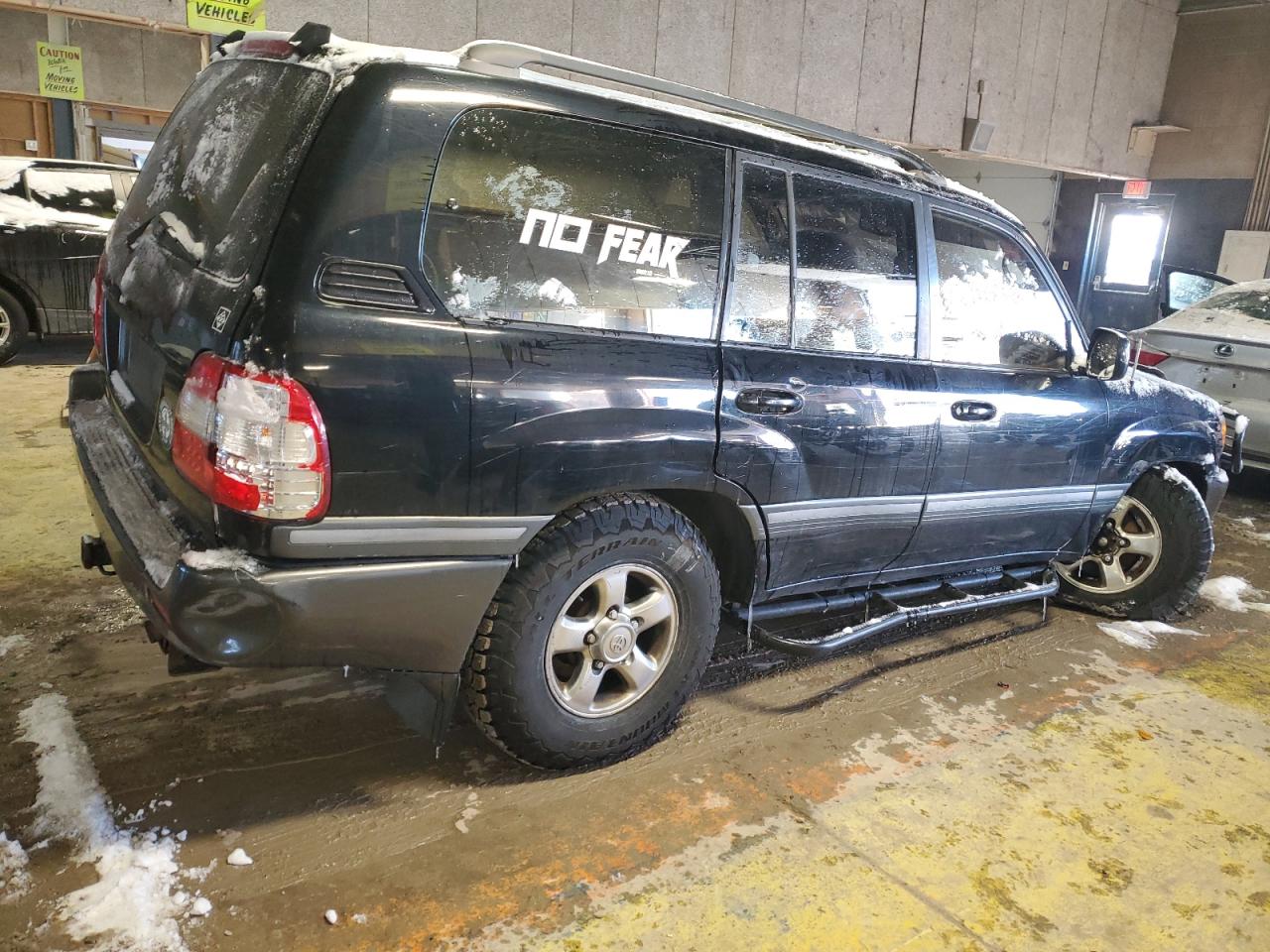 2001 Toyota Land Cruiser - Image 3