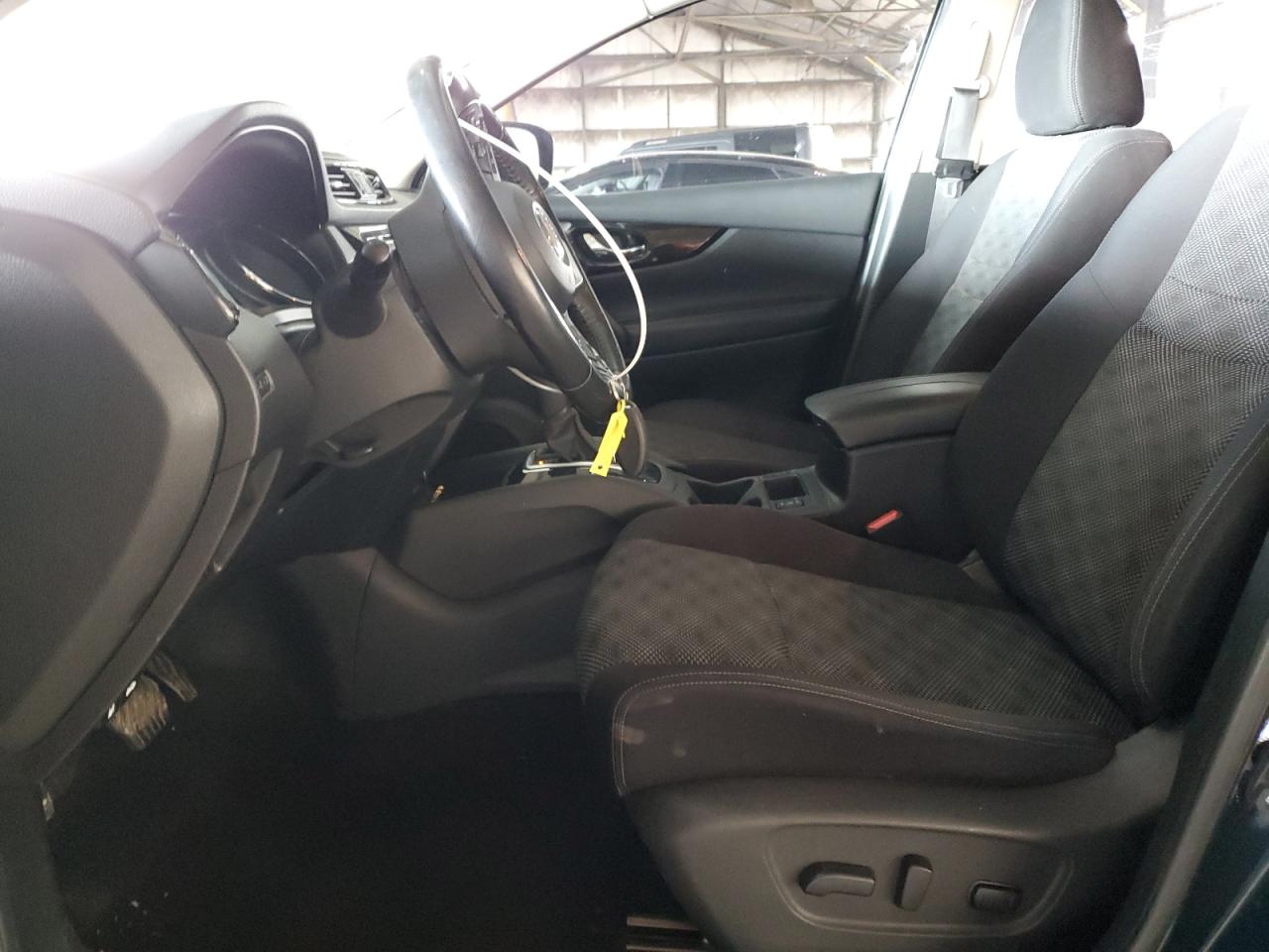 2018 Nissan Rogue - Image 7