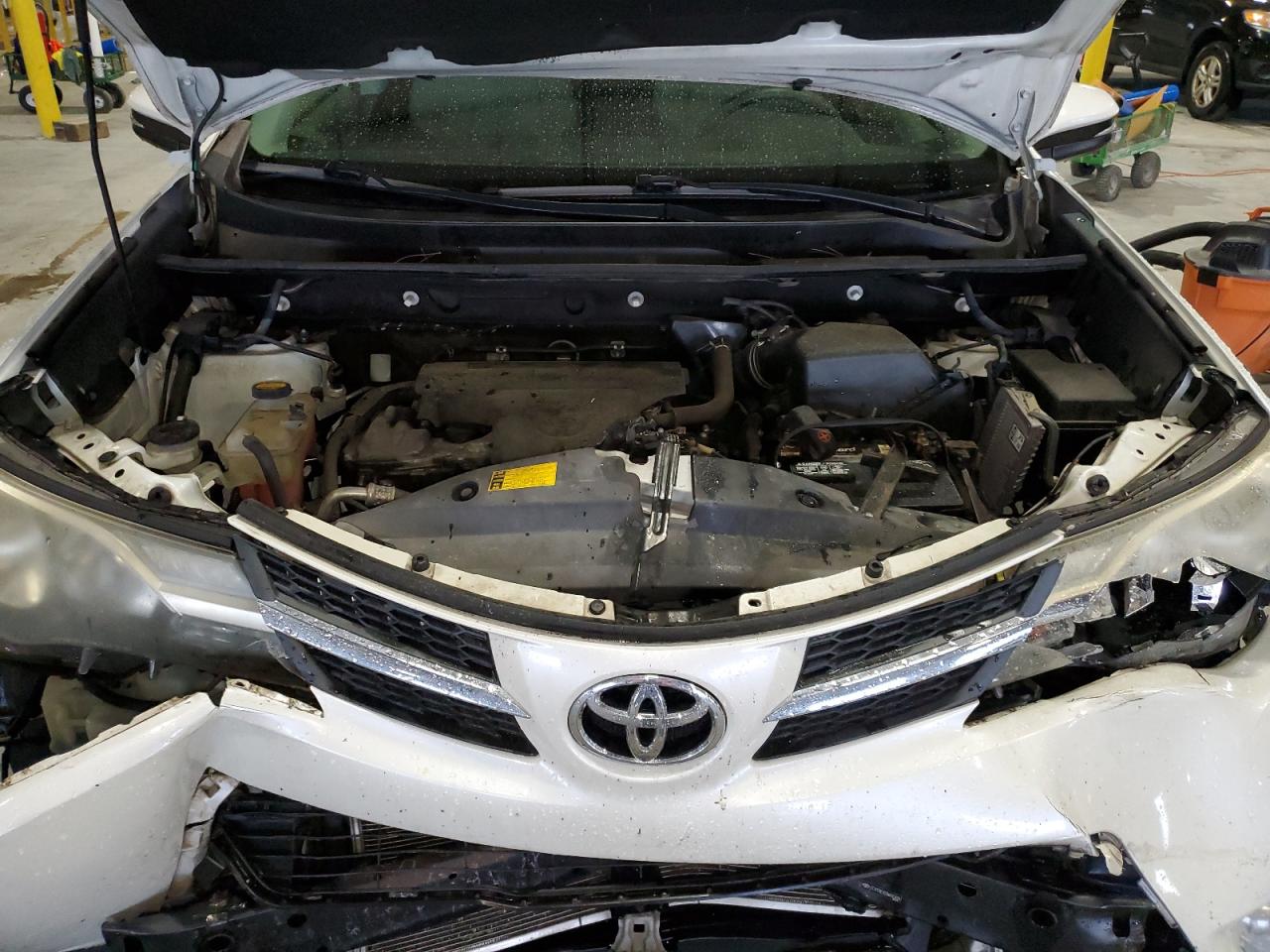 2013 Toyota RAV 4 - Image 12