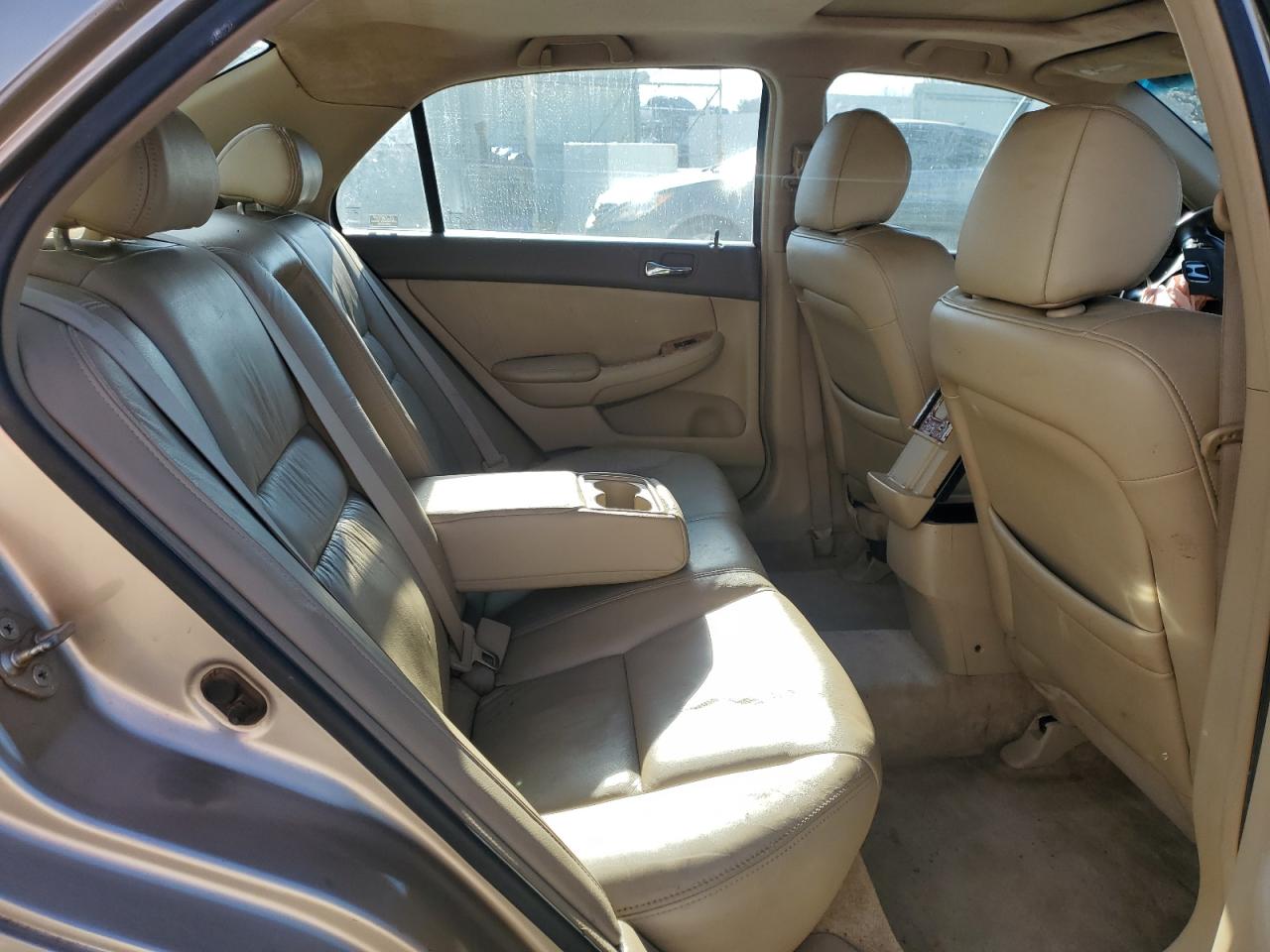 2003 Honda Accord - Image 10