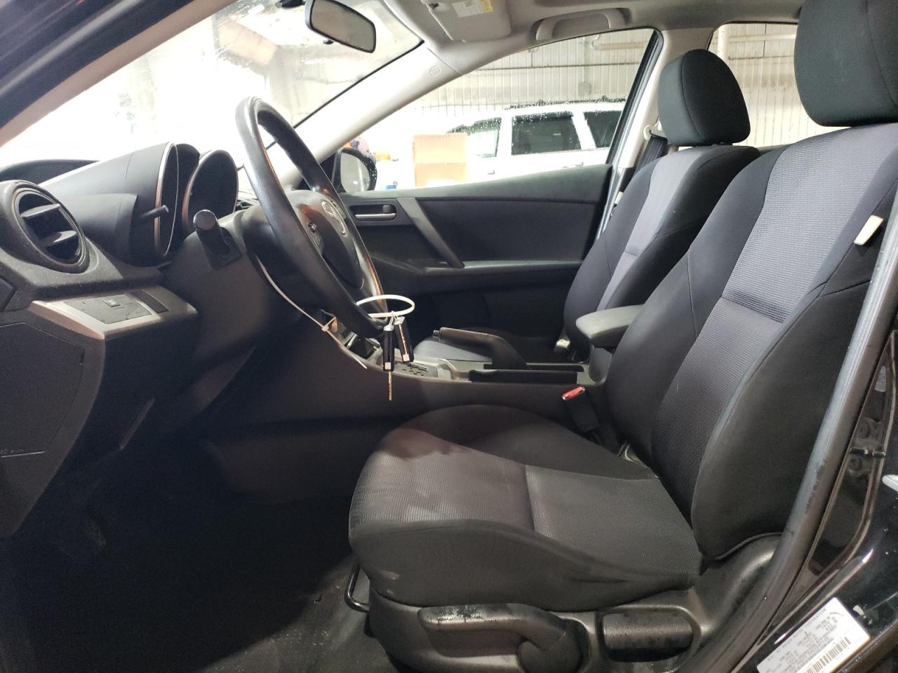 2010 Mazda 3 - Image 7