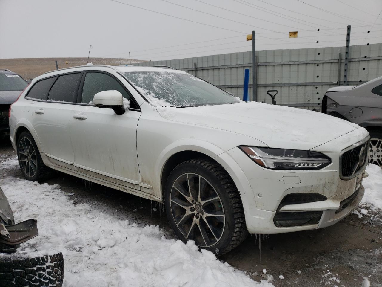 2017 Volvo V90 - Image 4