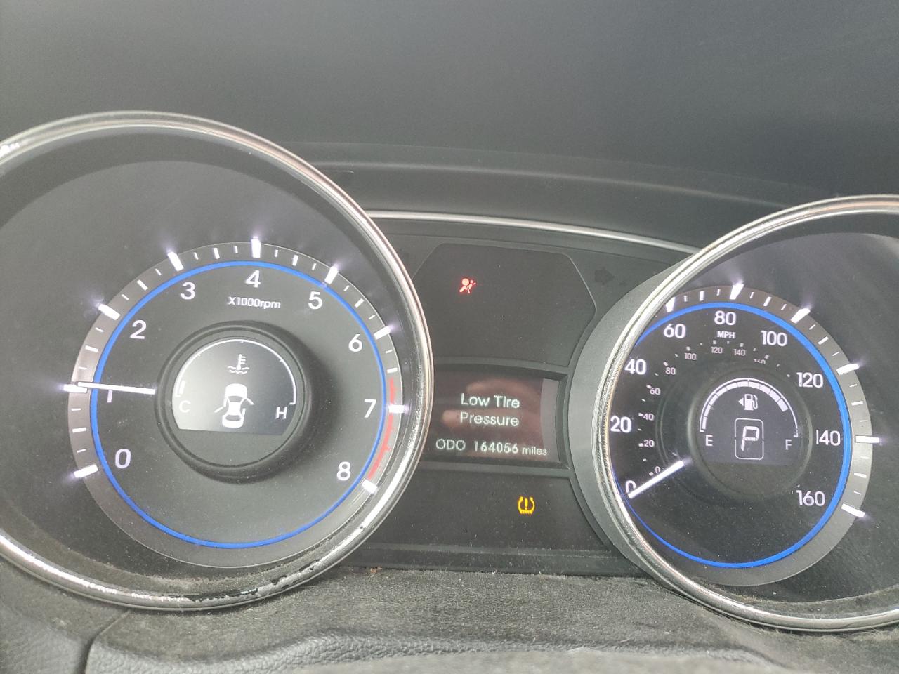 2014 Hyundai Sonata - Image 9