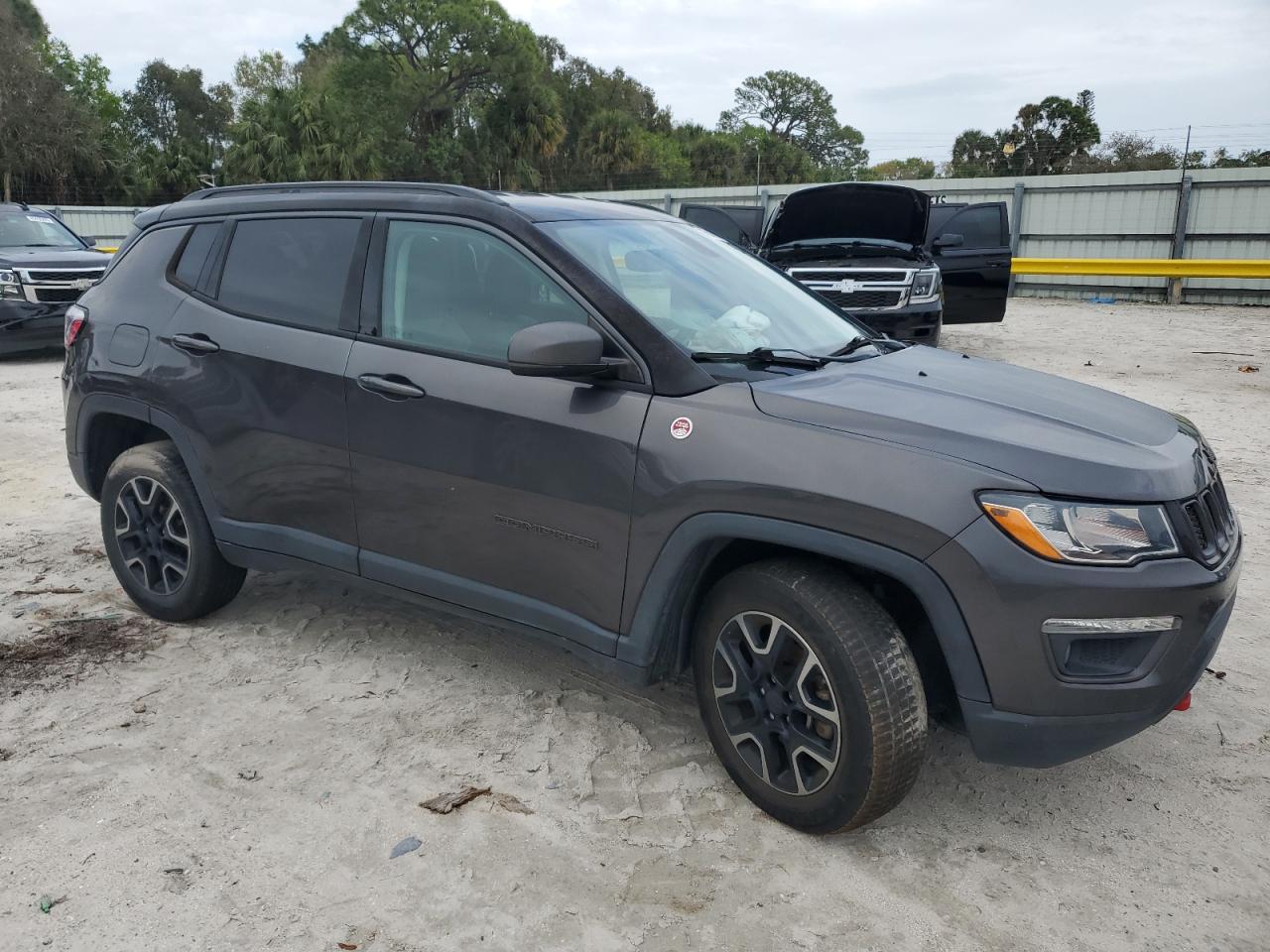 2019 Jeep Compass - Image 4