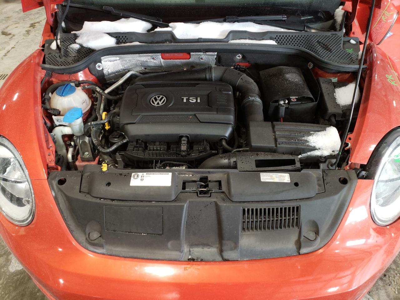 2016 Volkswagen Beetle - Image 11