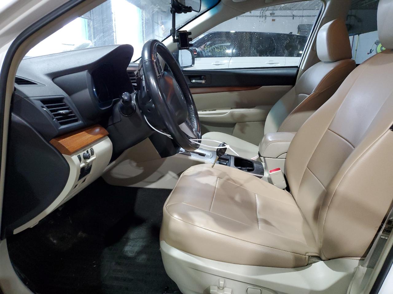 2013 Subaru Outback - Image 7