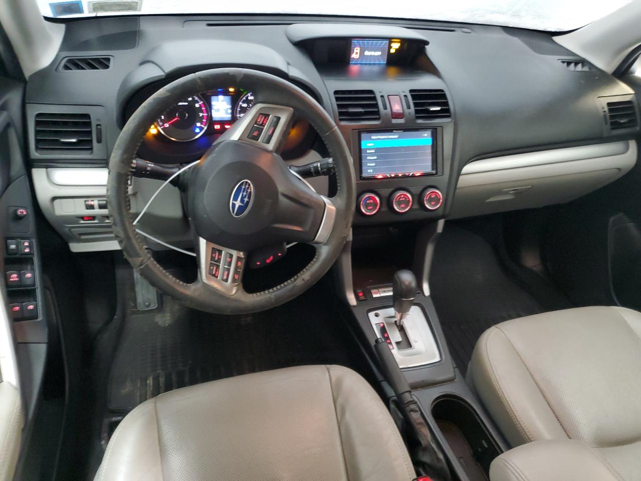 2015 Subaru Forester - Image 8
