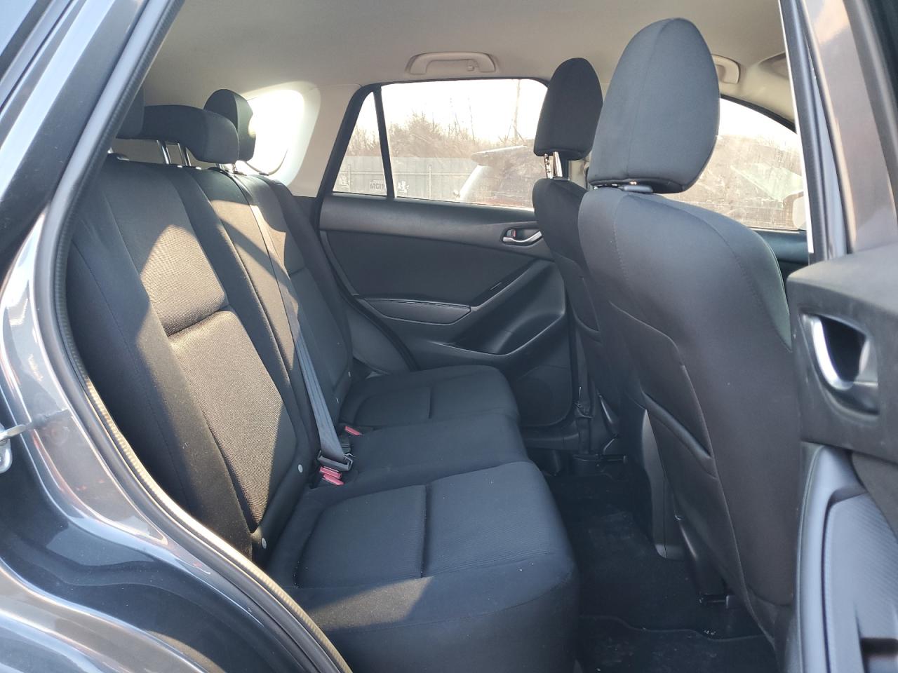 2016 Mazda CX-5 - Image 11
