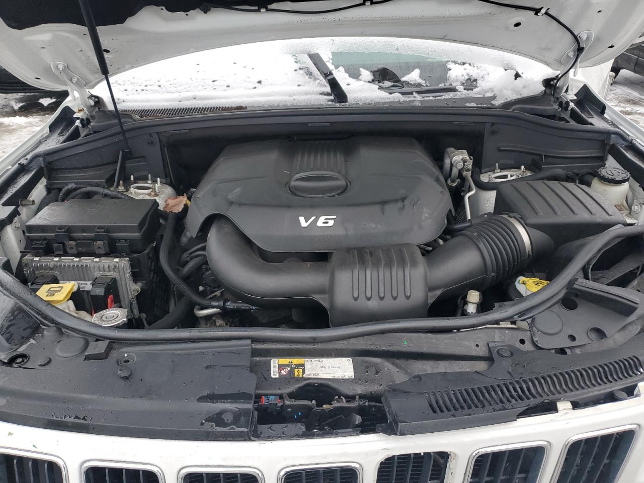 2015 Jeep Grand Cherokee - Image 12