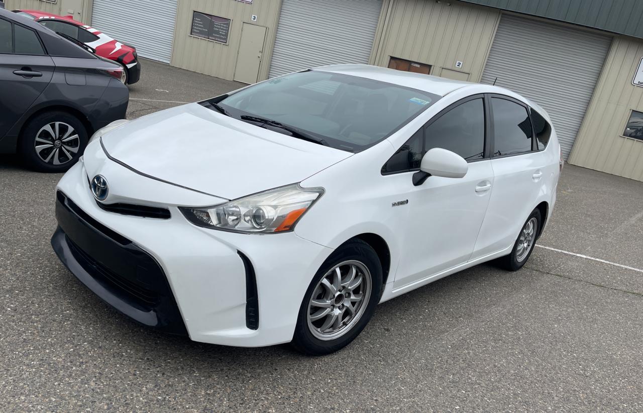 2015 Toyota Prius - Image 2