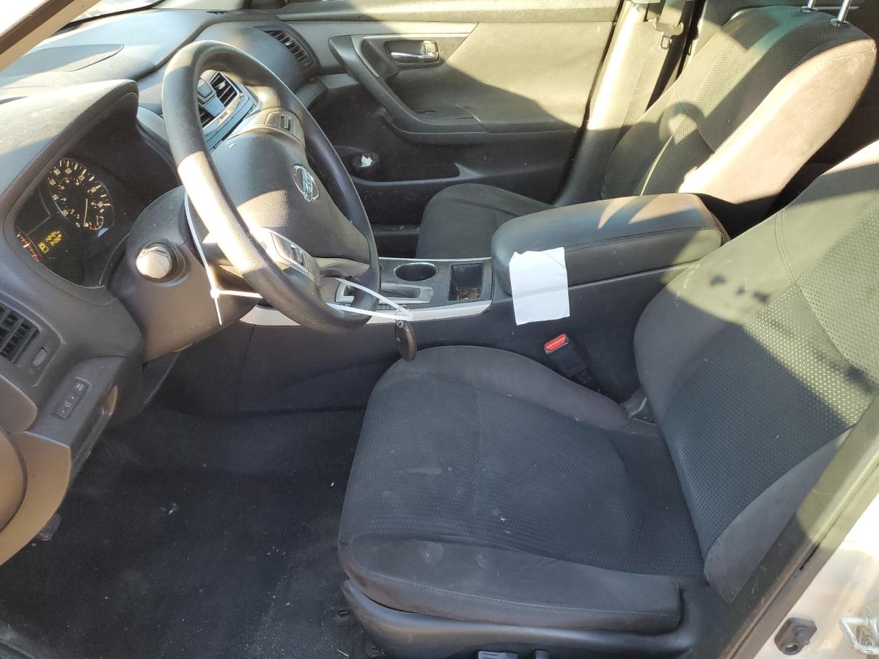 2015 Nissan Altima - Image 7
