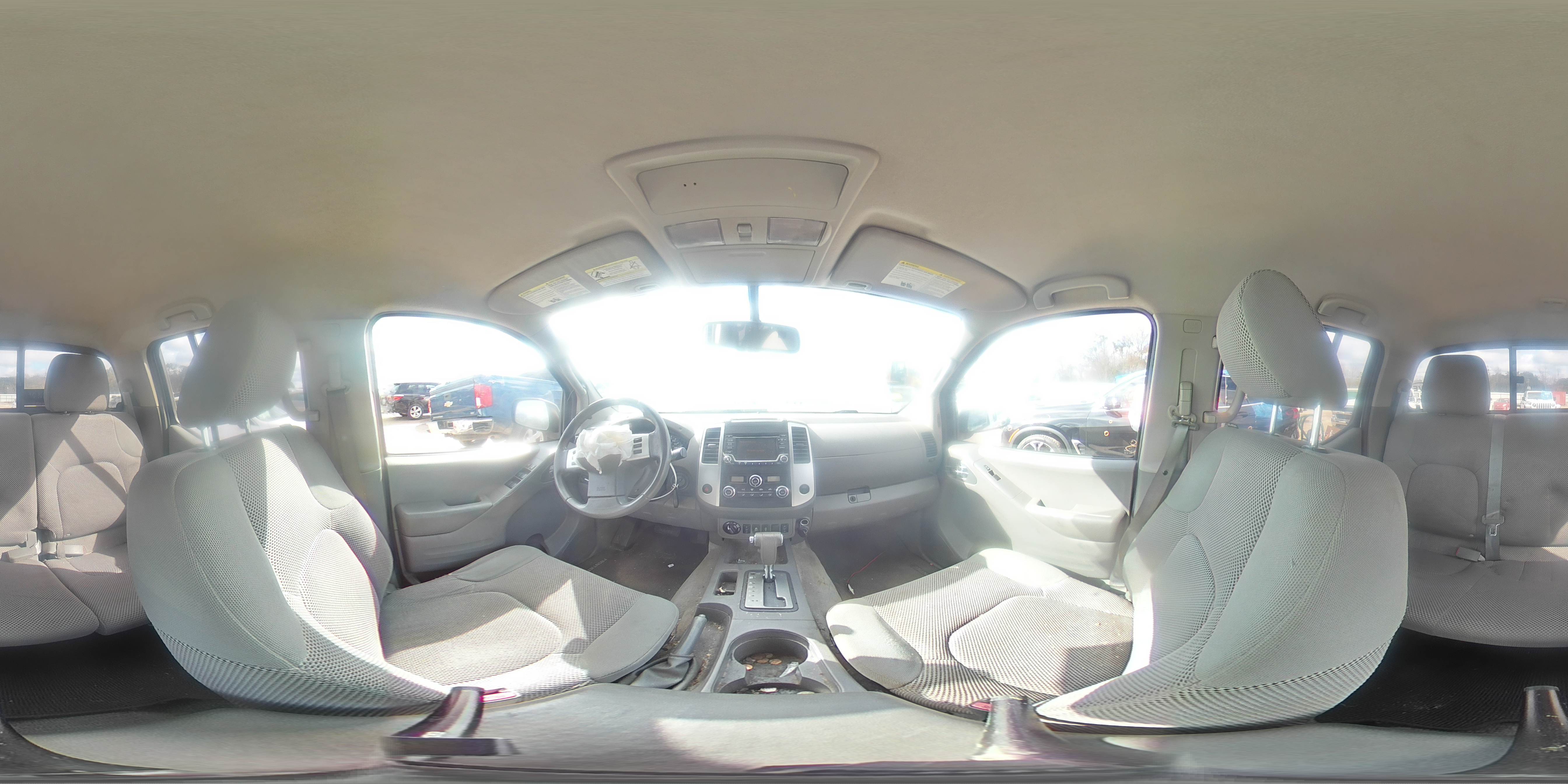 2015 Nissan Navara (Frontier) - Image 13
