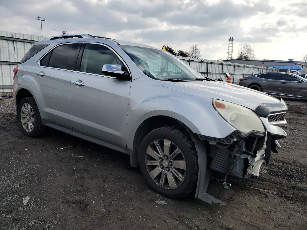 2010 Chevrolet Equinox - Image 4