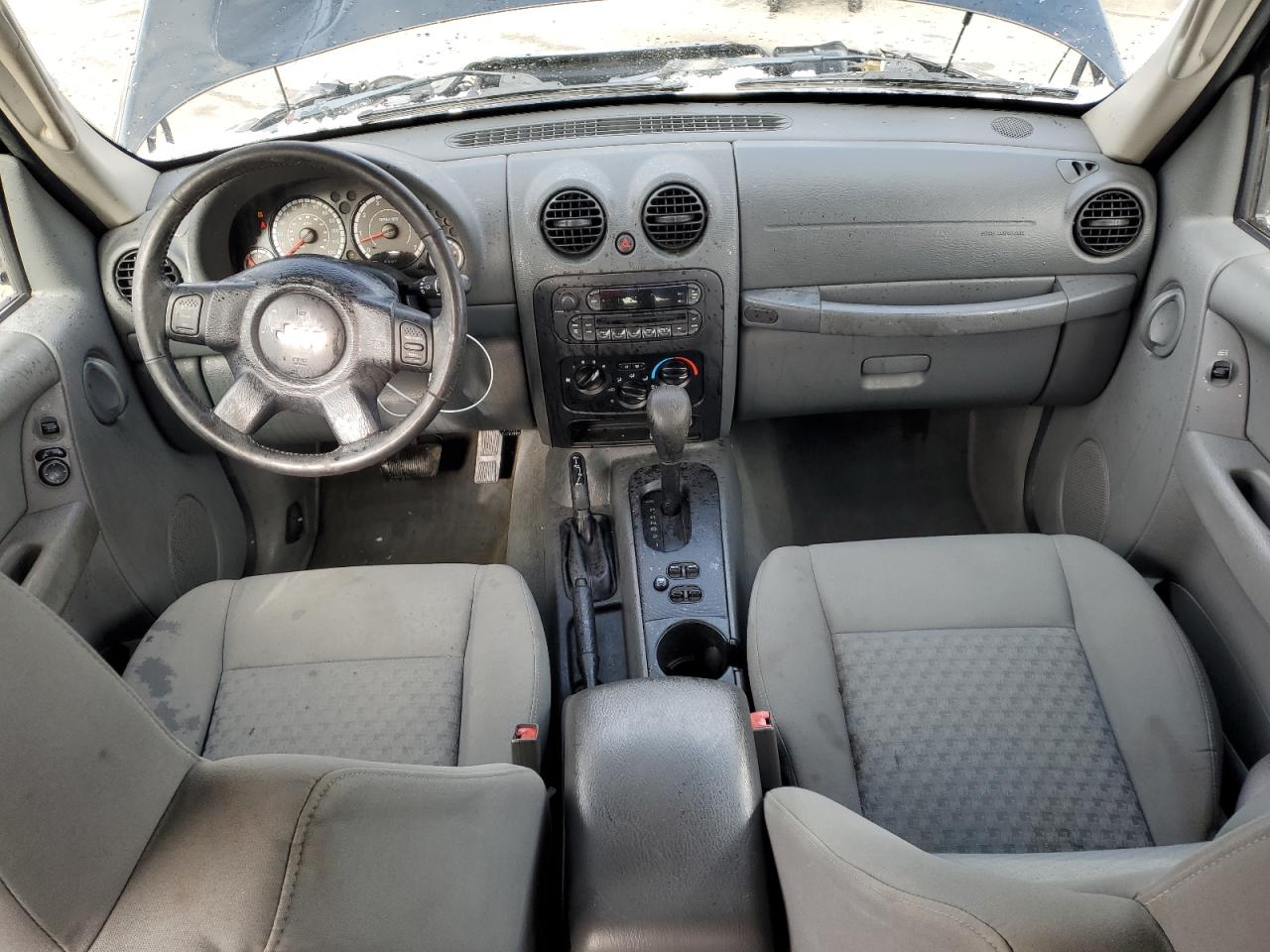 2006 Jeep Liberty (North America) - Image 8