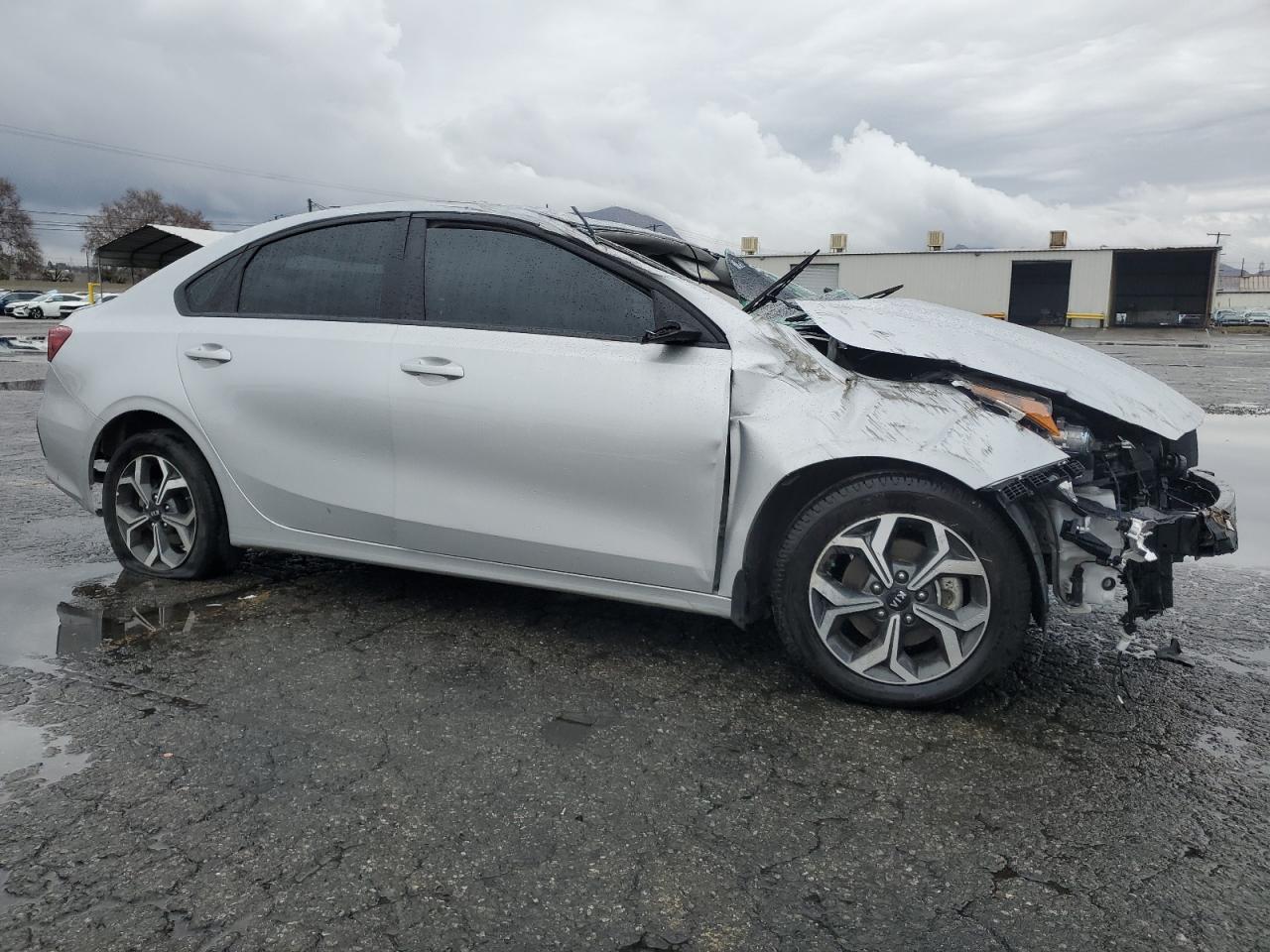 2021 Kia Forte - Image 4