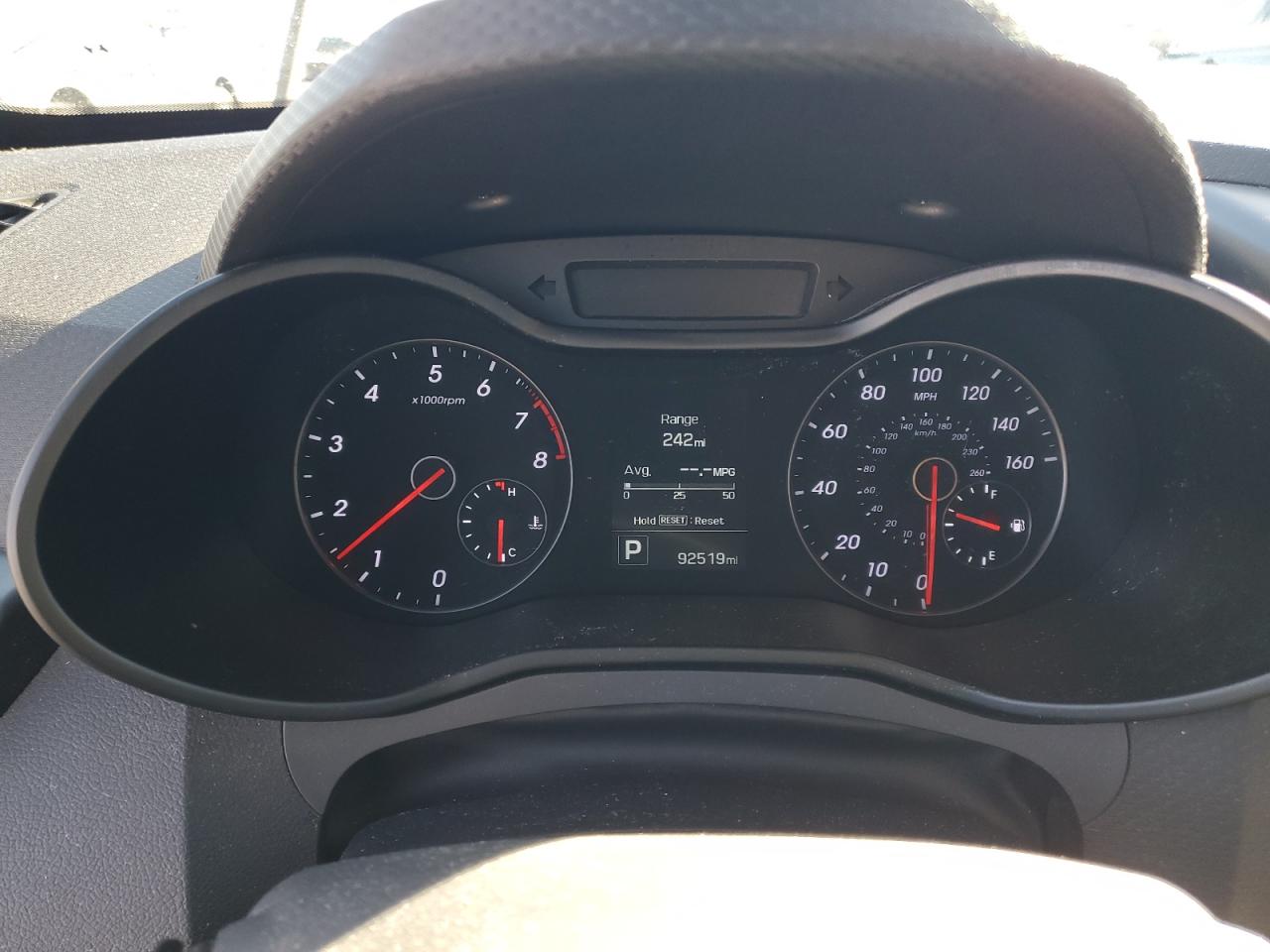 2016 Hyundai Veloster - Image 9