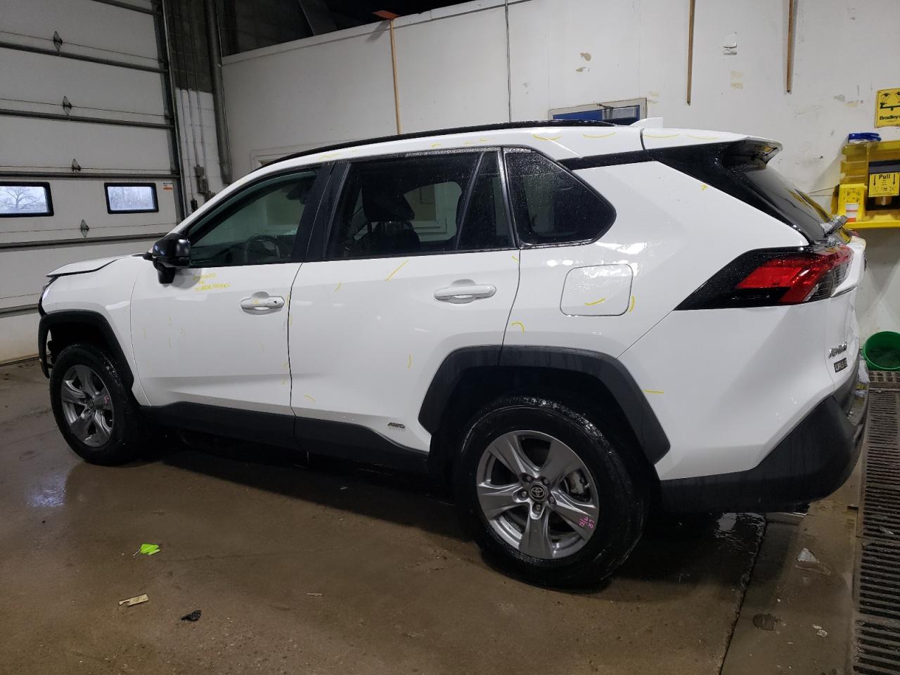 2024 Toyota RAV 4 - Image 2