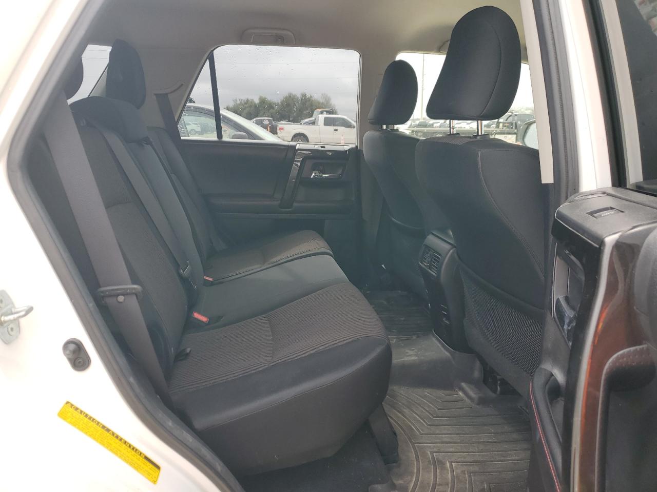 2015 Toyota 4Runner - Image 11