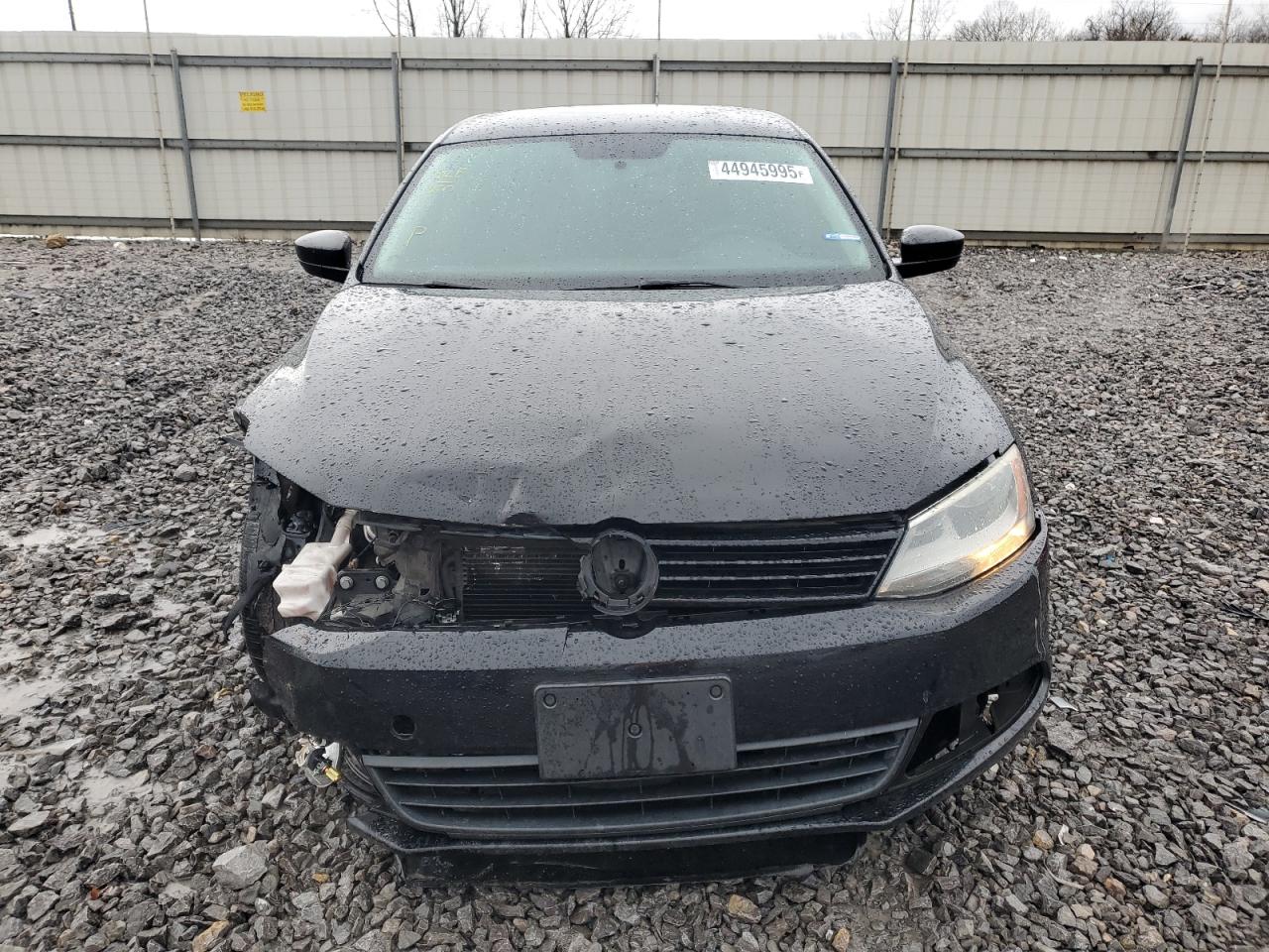 2014 Volkswagen Jetta - Image 5