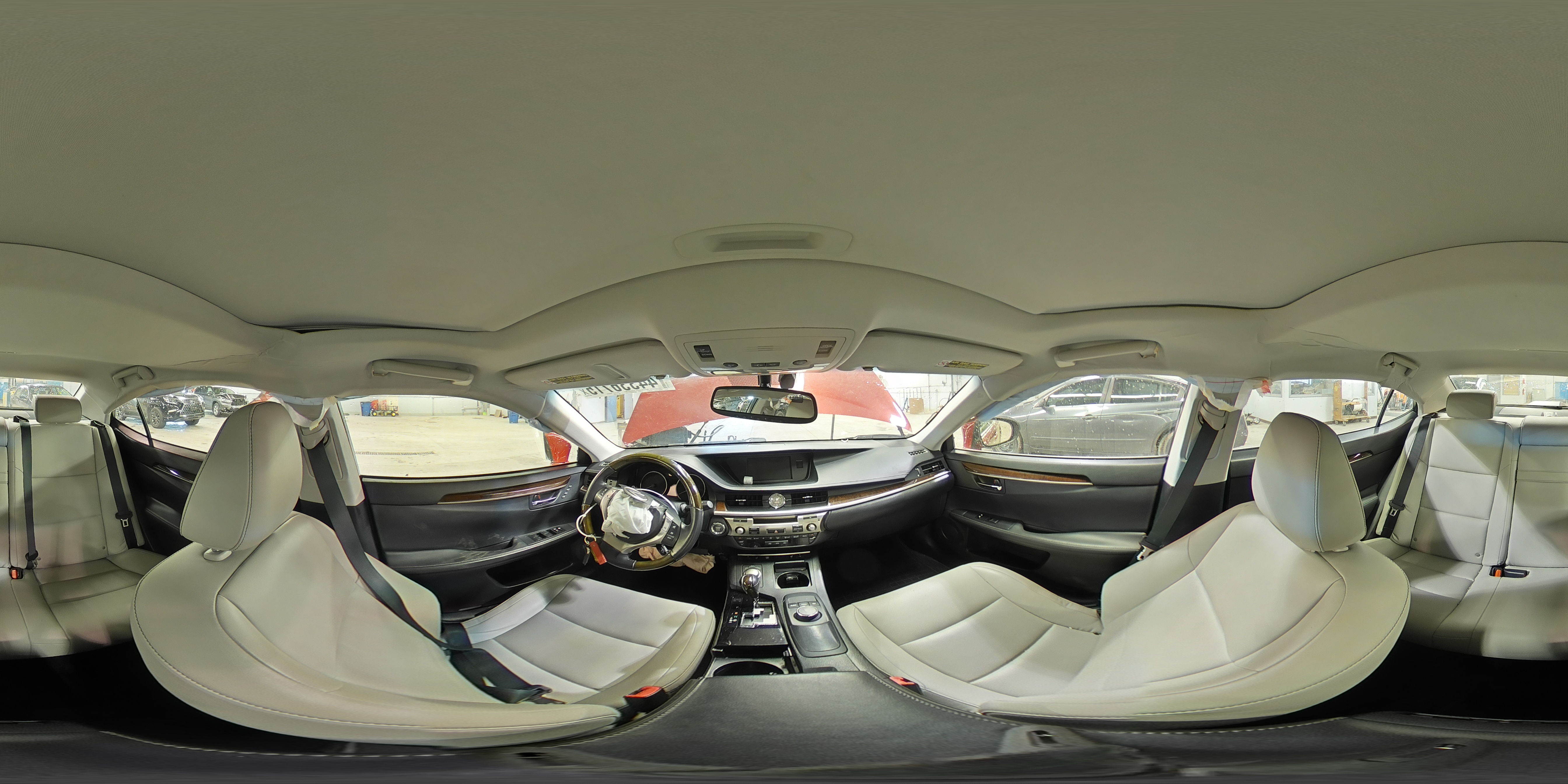 2013 Lexus ES - Image 13