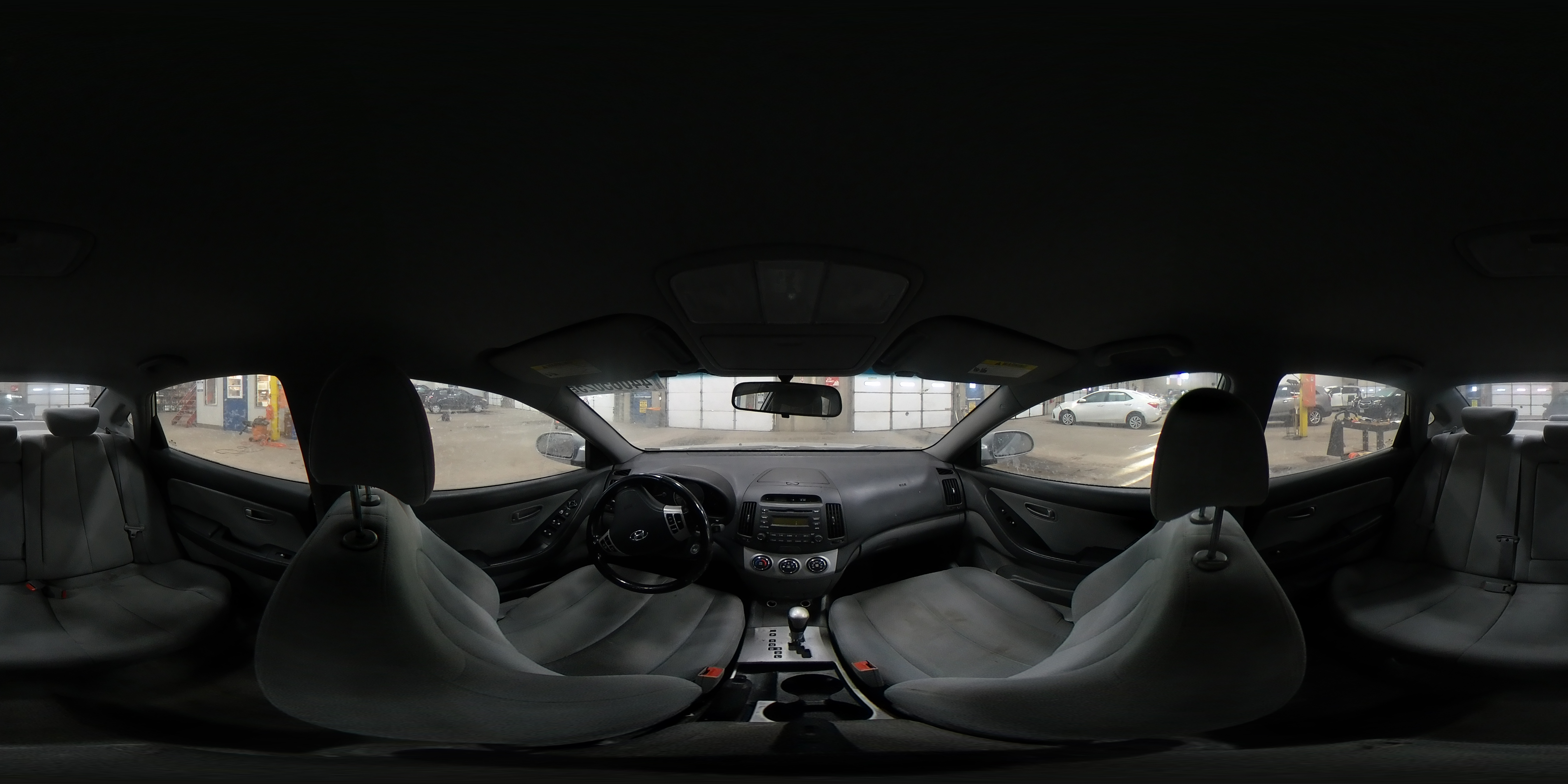 2007 Hyundai Elantra - Image 12