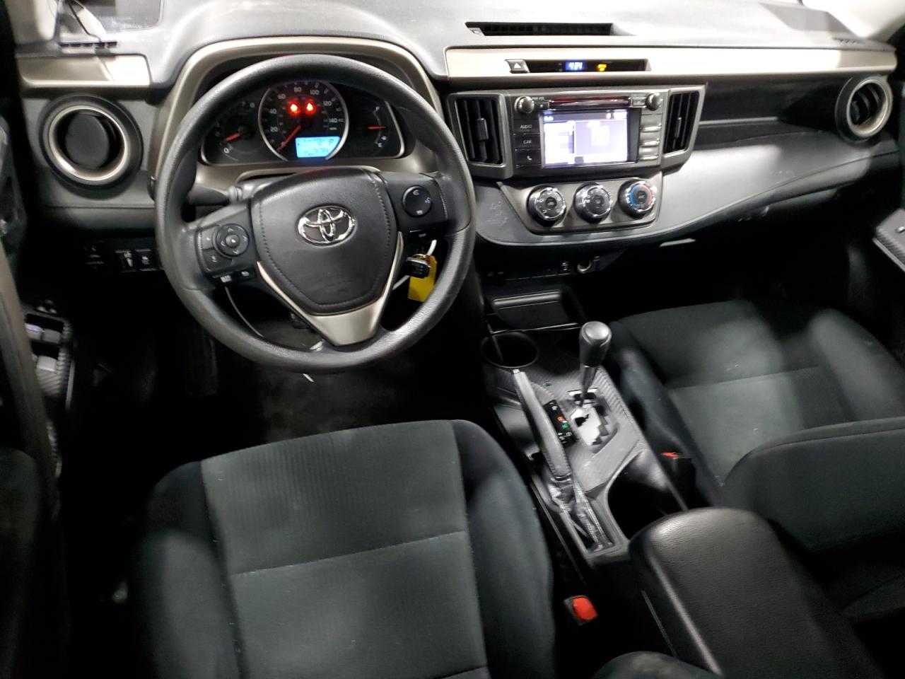 2015 Toyota RAV 4 - Image 8