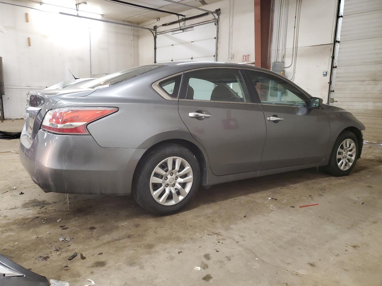 2015 Nissan Altima - Image 3
