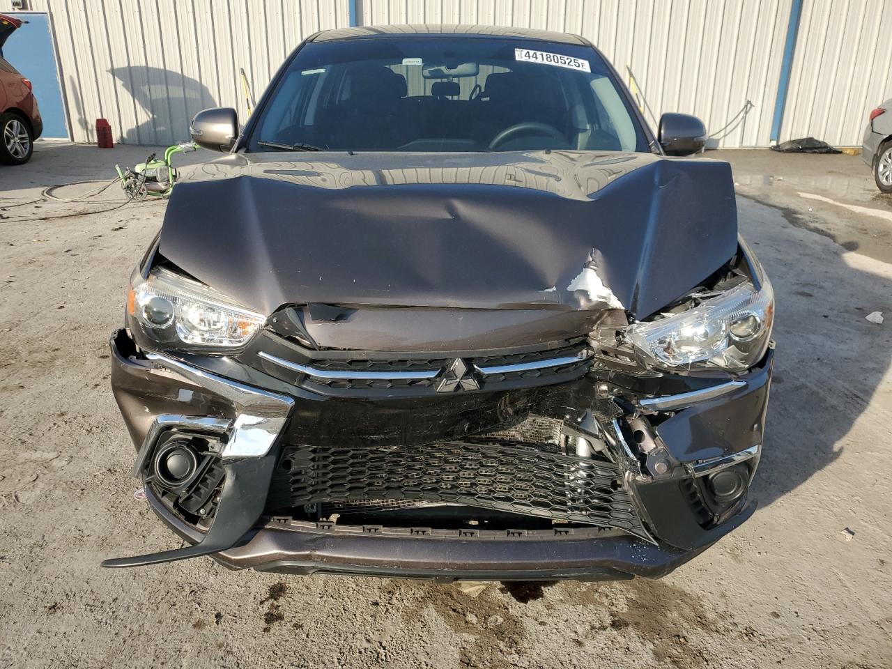 2018 Mitsubishi Outlander - Image 5