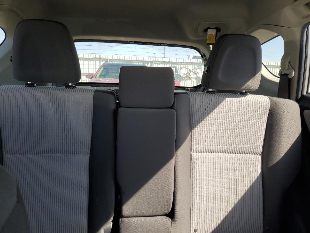 2015 Toyota RAV 4 - Image 10