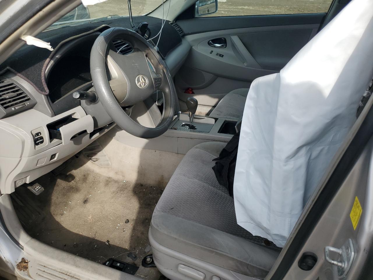 2011 Toyota Camry - Image 7