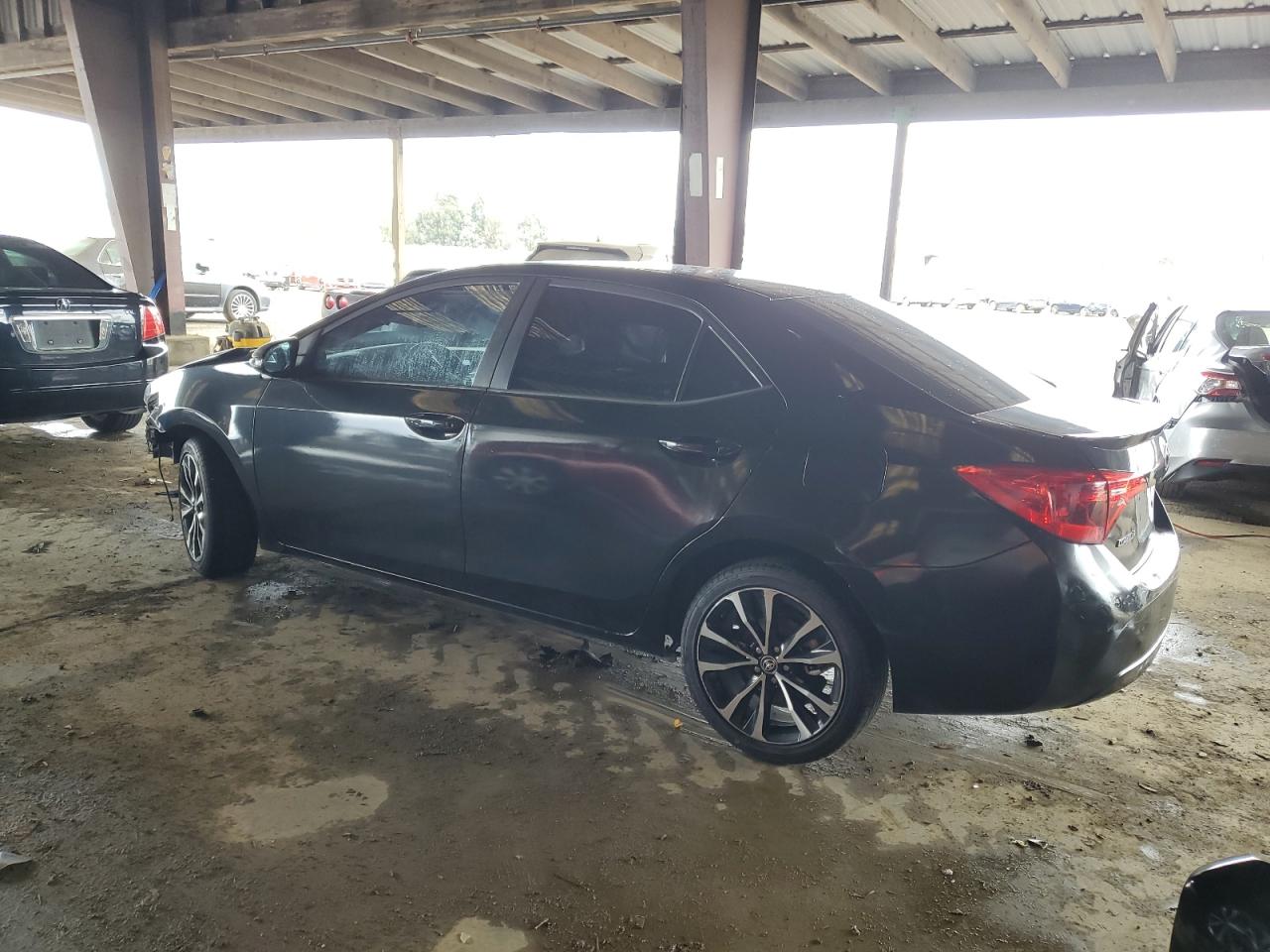 2018 Toyota Corolla - Image 2
