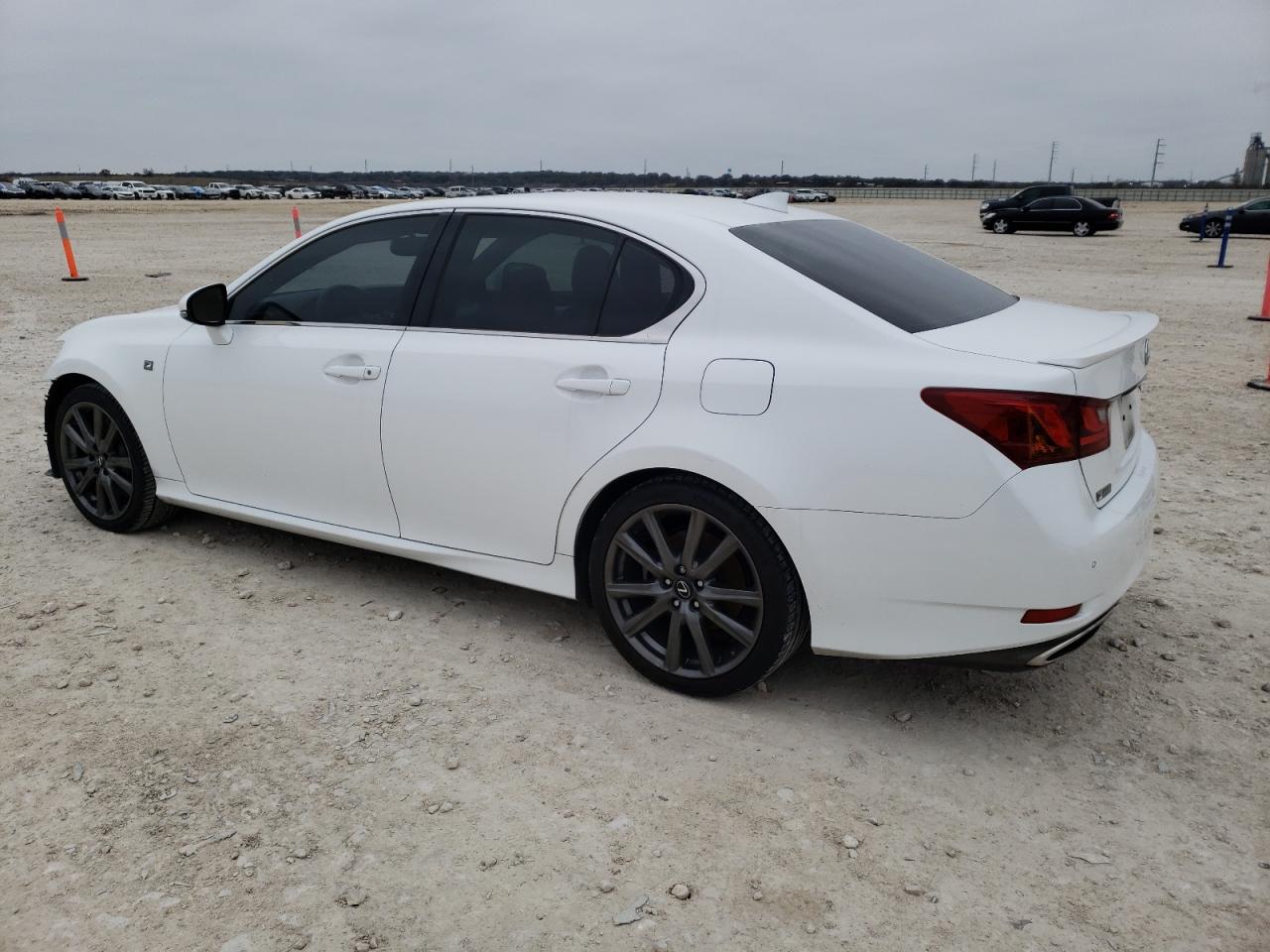 2015 Lexus GS - Image 2