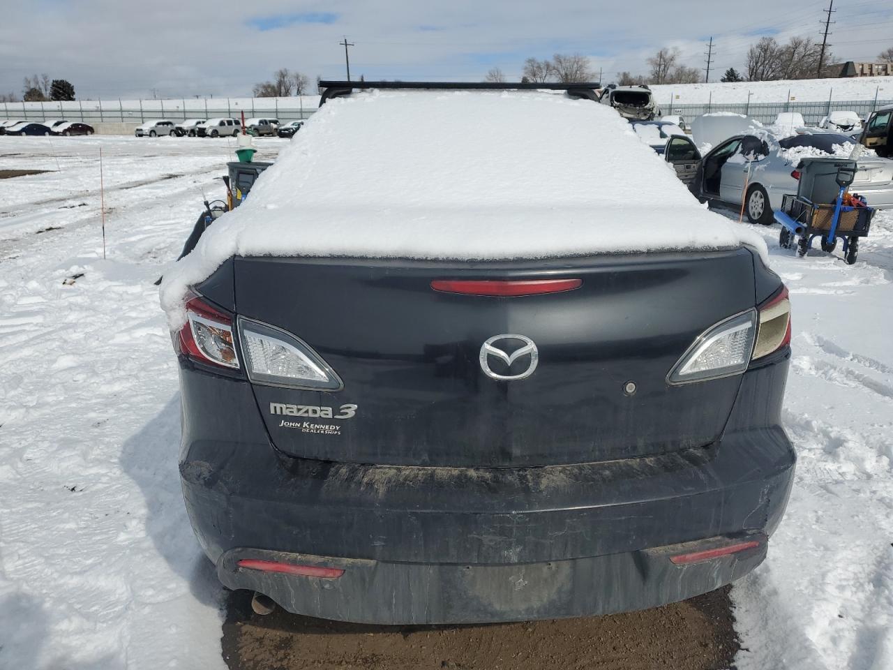 2011 Mazda 3 - Image 6