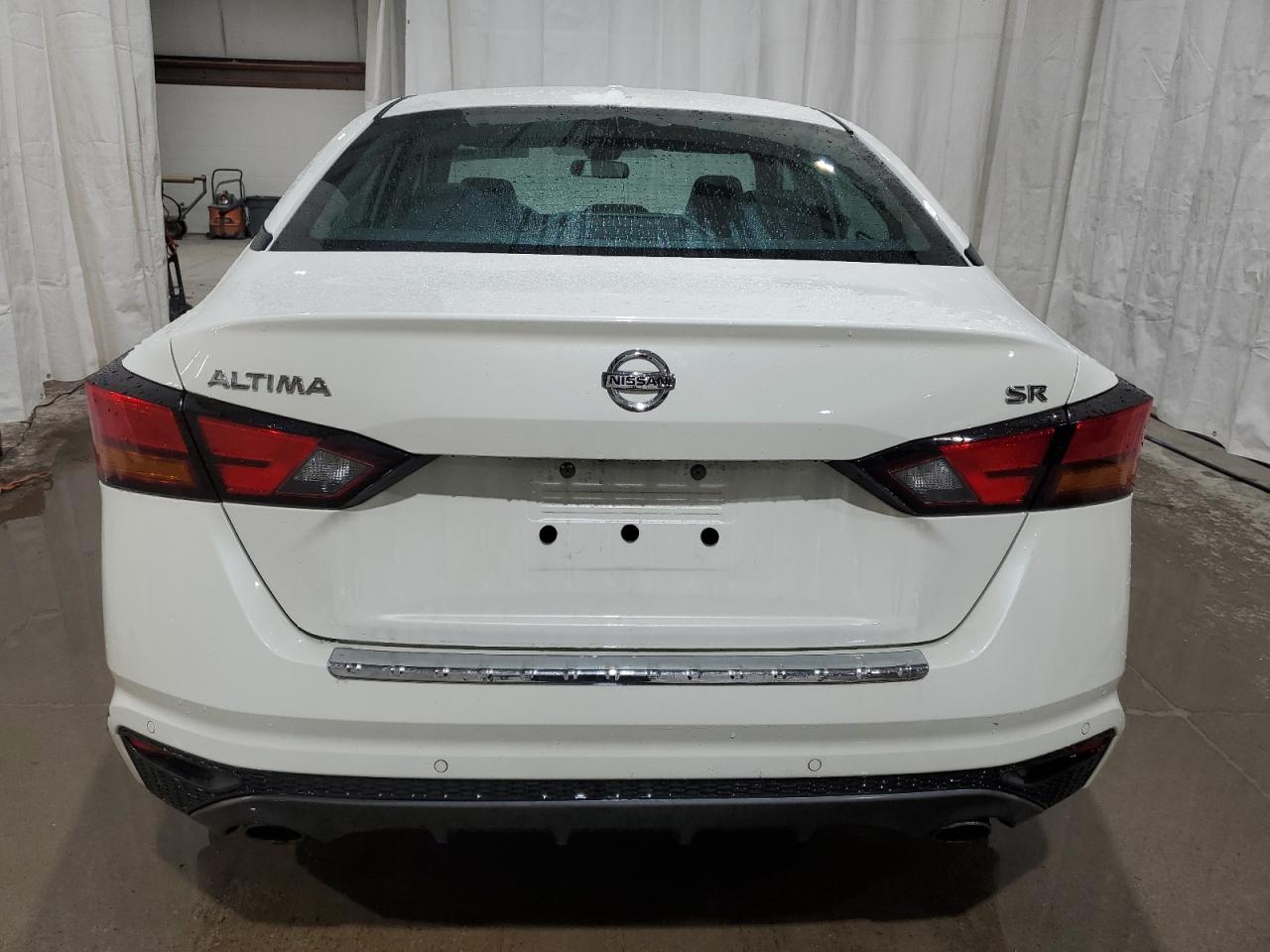 2021 Nissan Altima - Image 6
