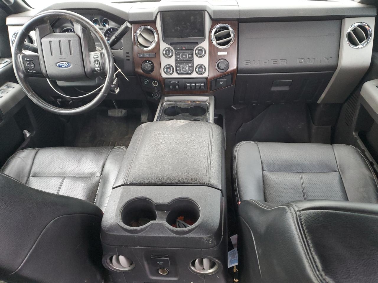 2015 Ford F350 - Image 8