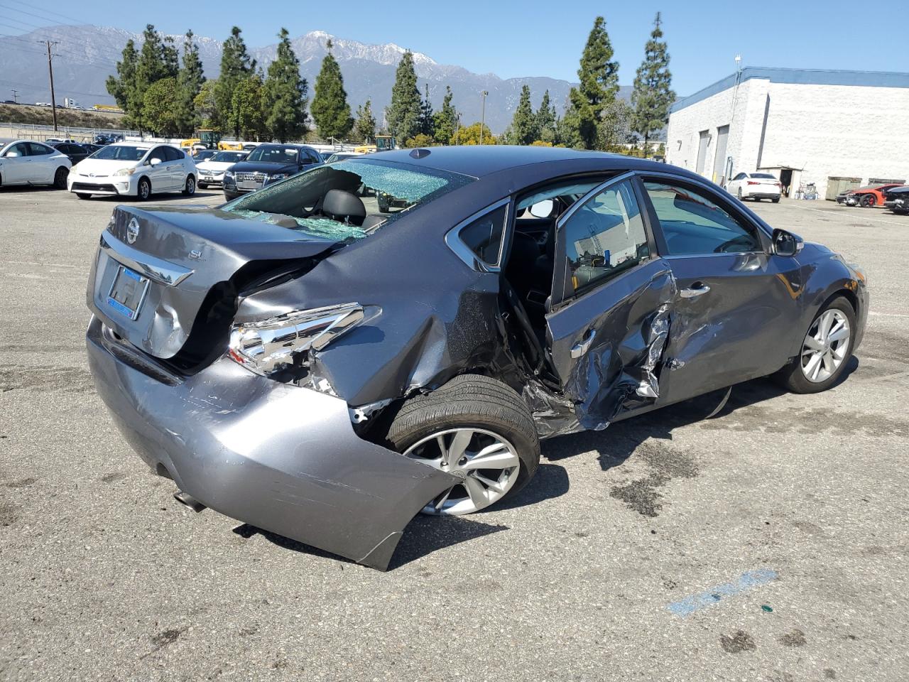2015 Nissan Altima - Image 3