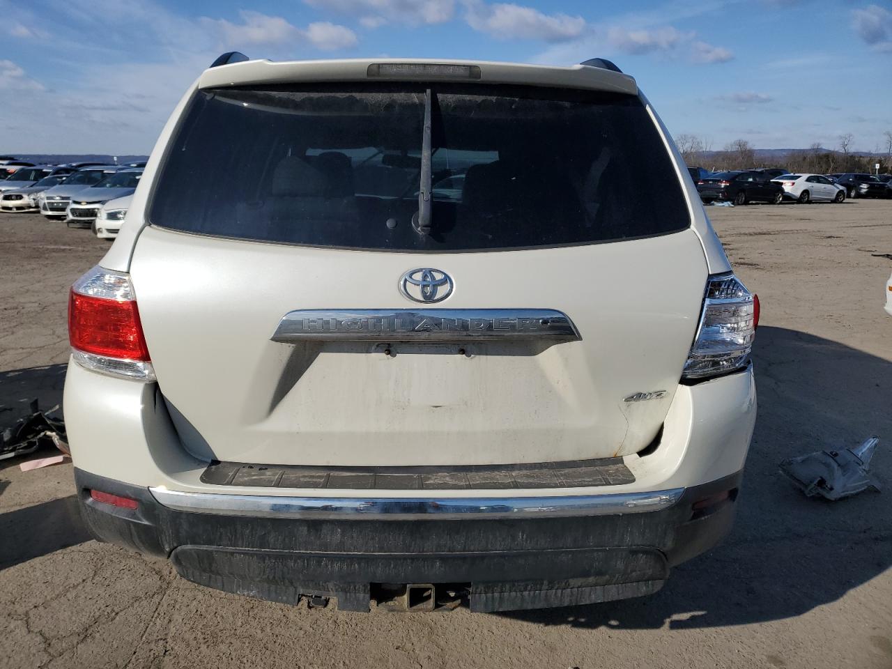 2012 Toyota Highlander - Image 6
